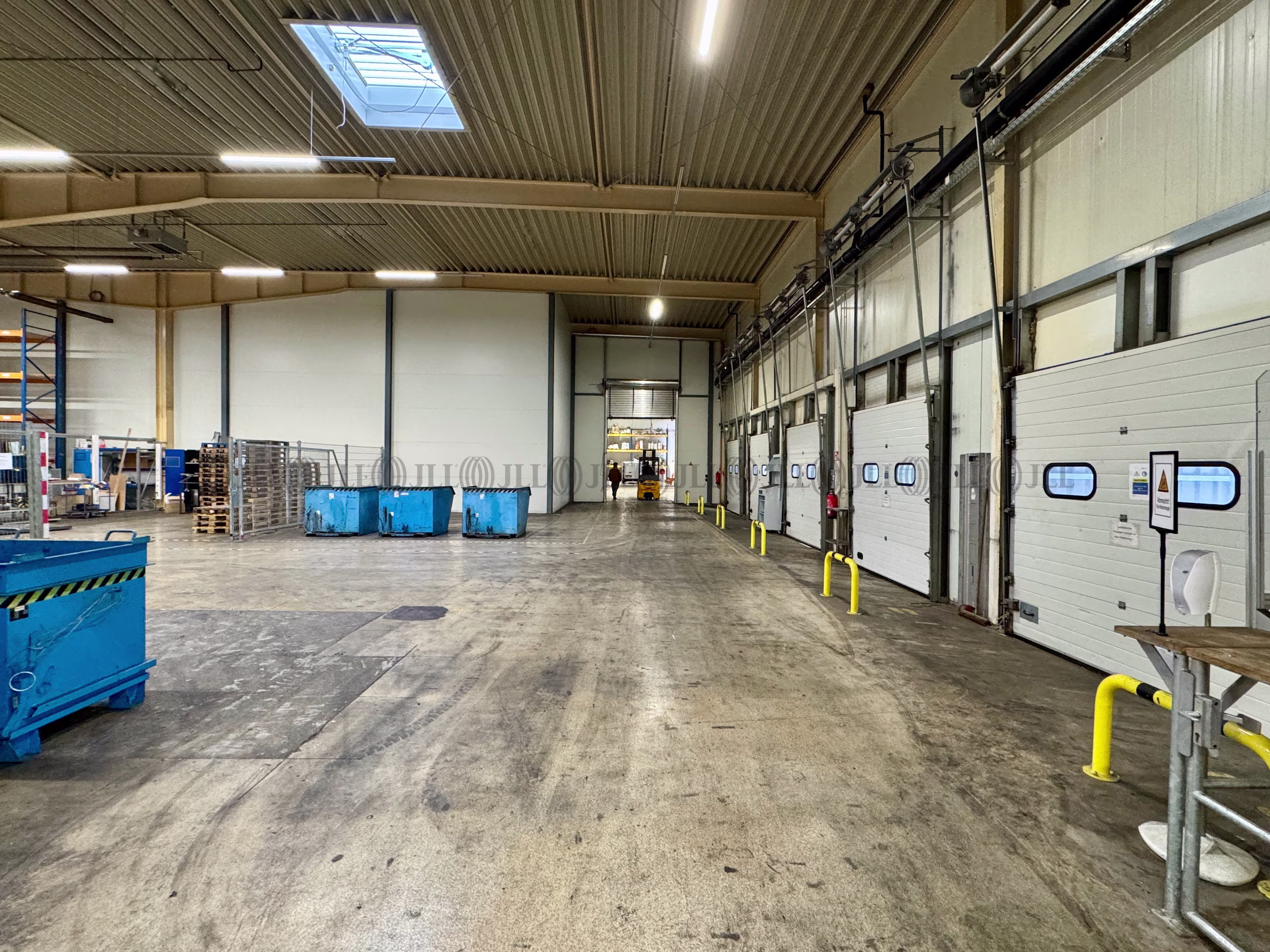 Hallen - Bernau - B3277