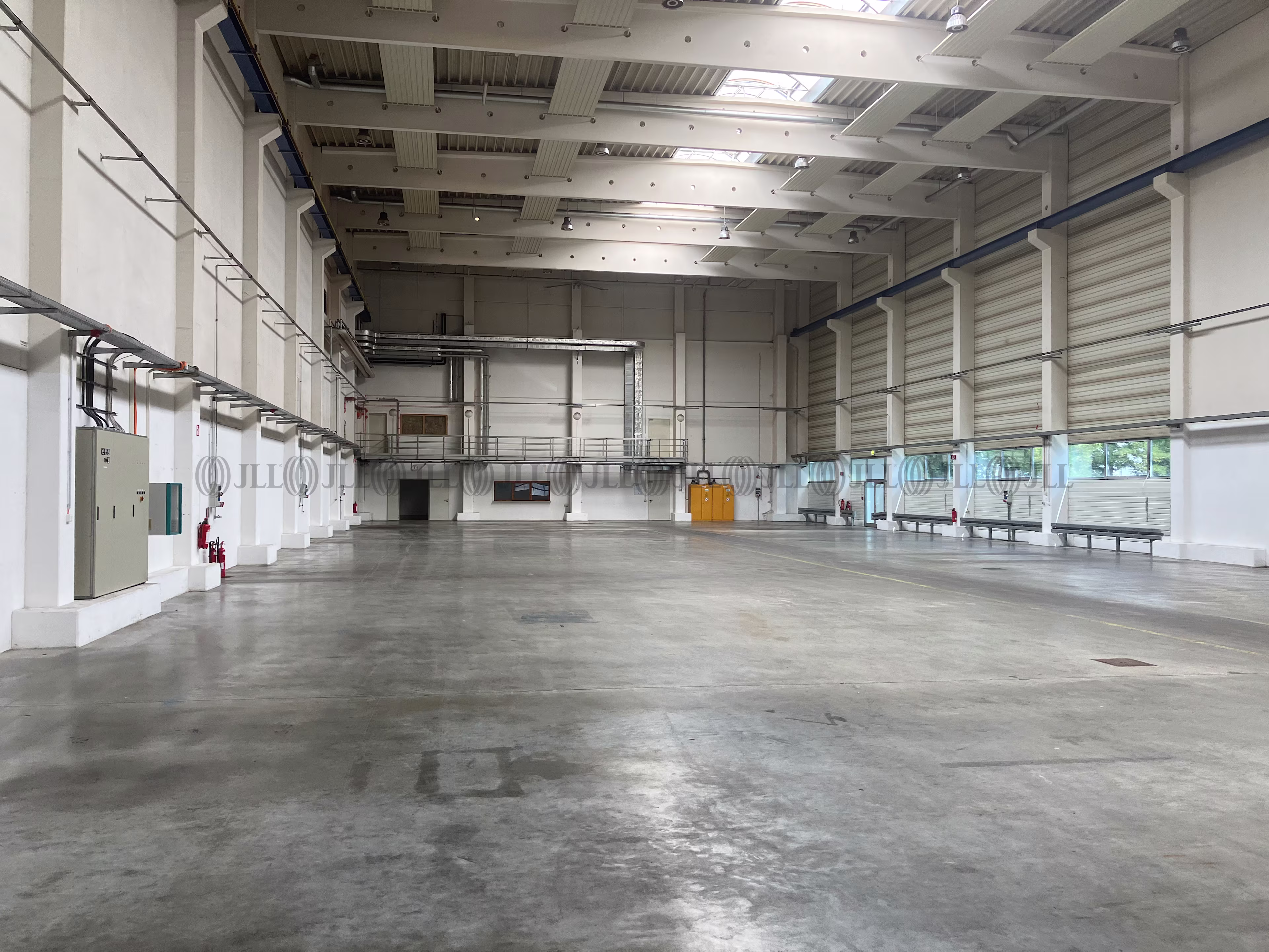 Hallen - Jena - B2951