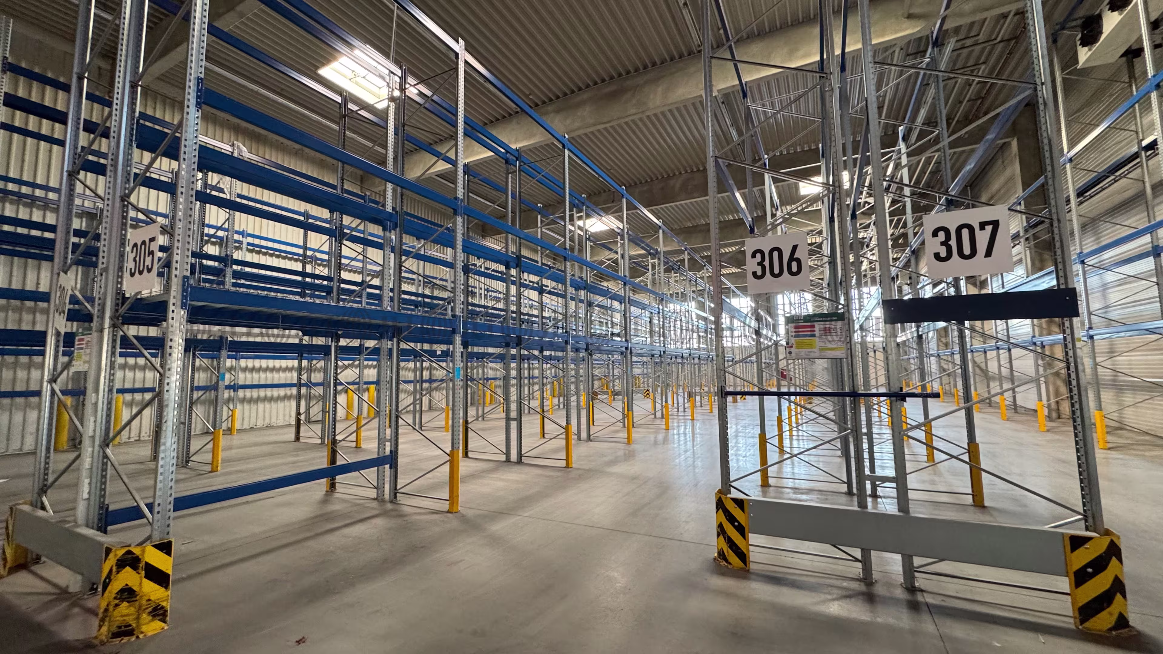 Hallen - Halle (Saale) - B3149