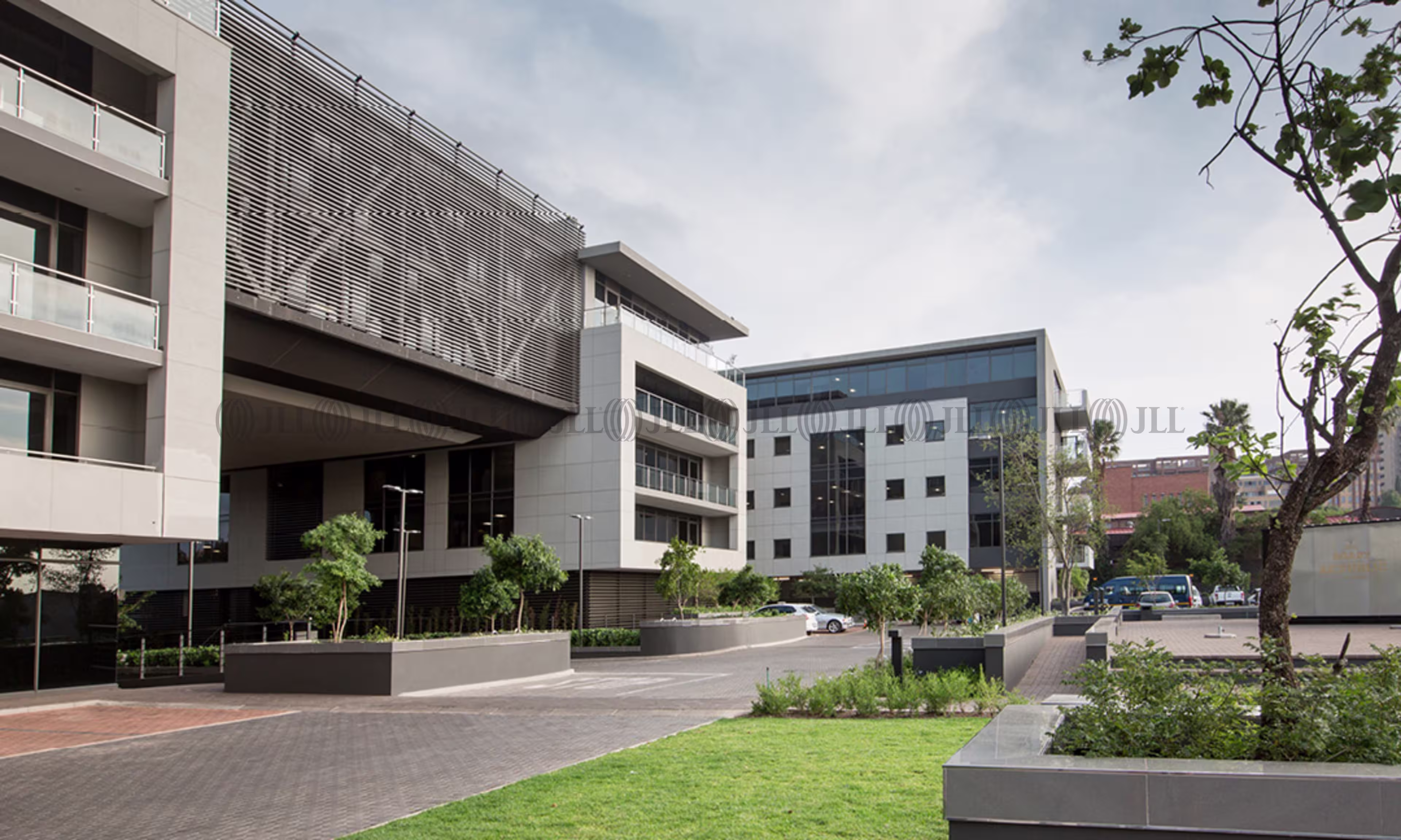 16 Empire Road, Parktown