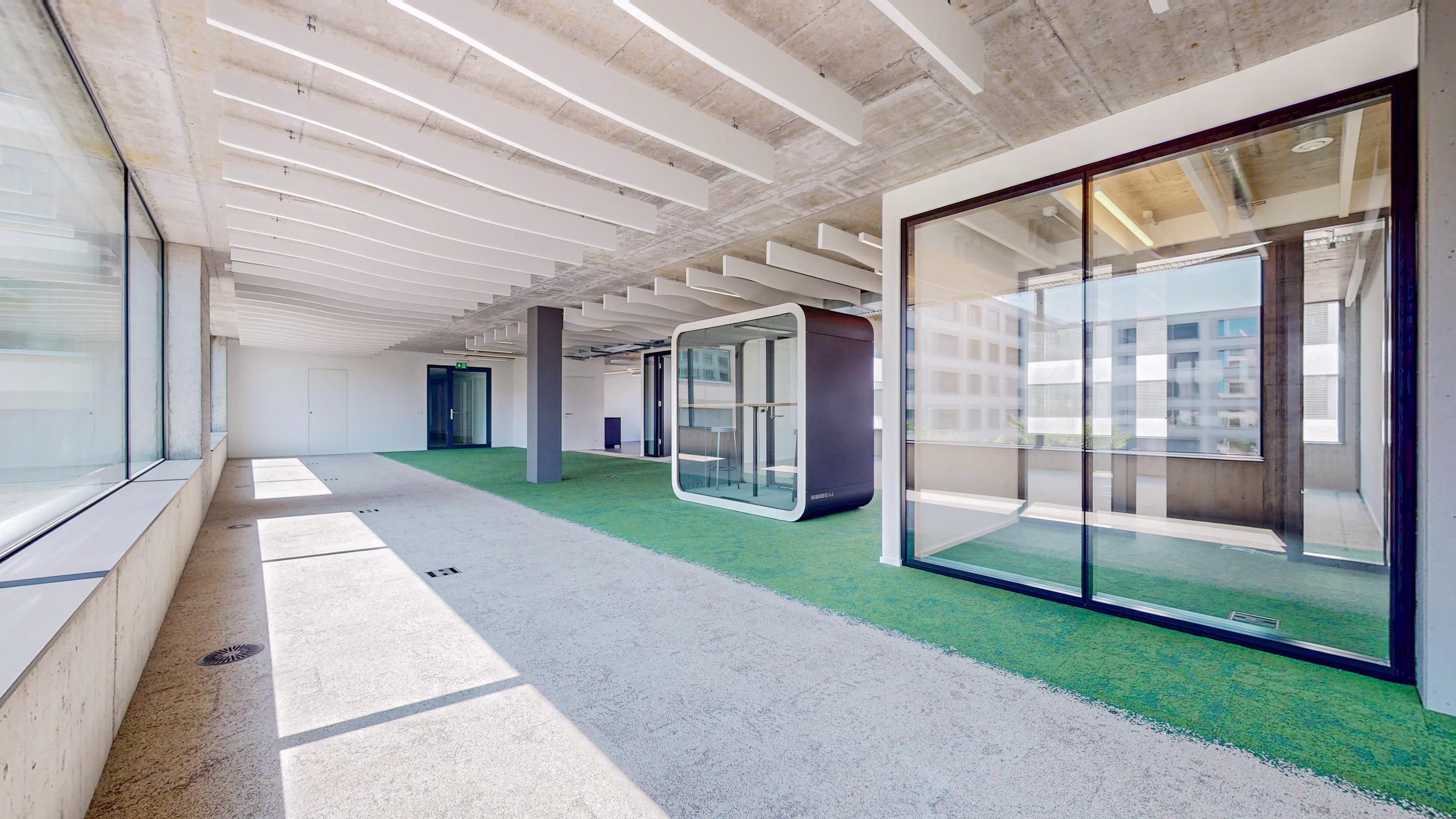 Thurgauerstrasse 132 - 136, Farmanstrasse 11