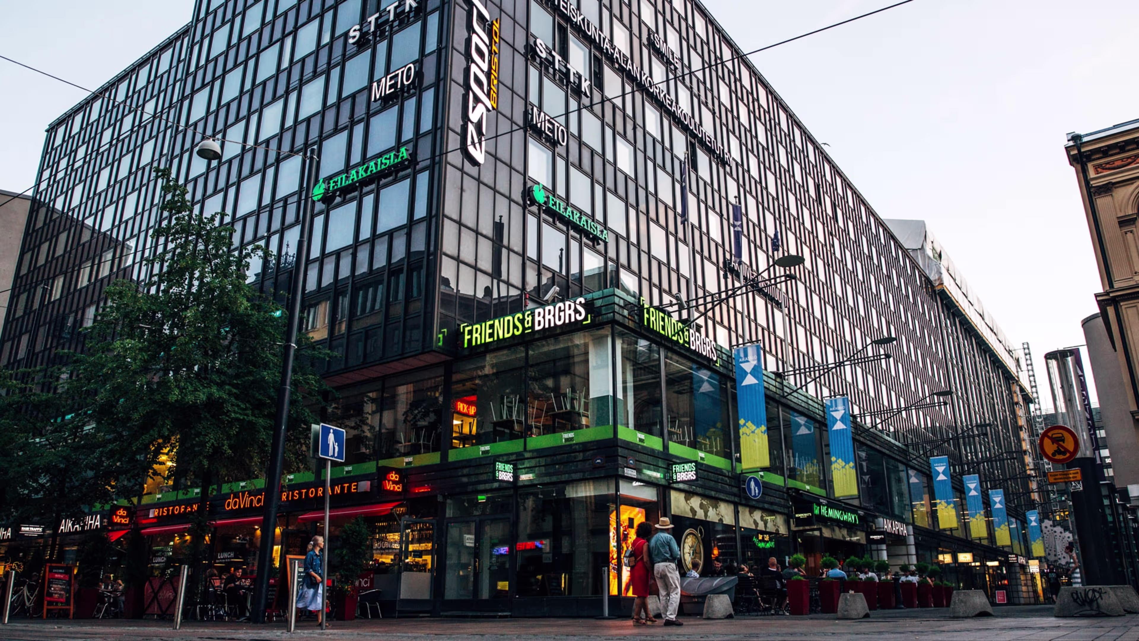 Mikonkatu 8