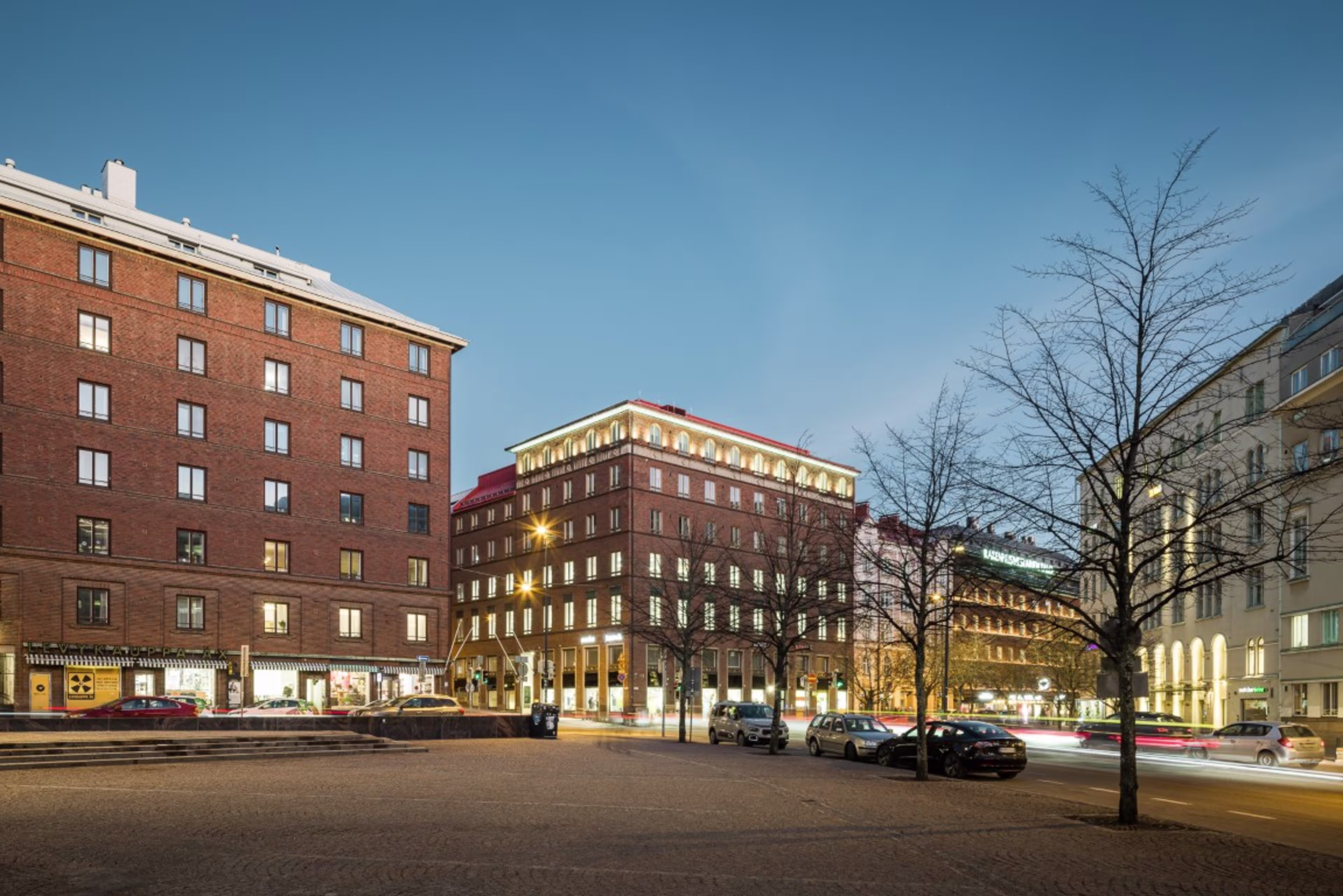 KANSAKOULUKUJA 1