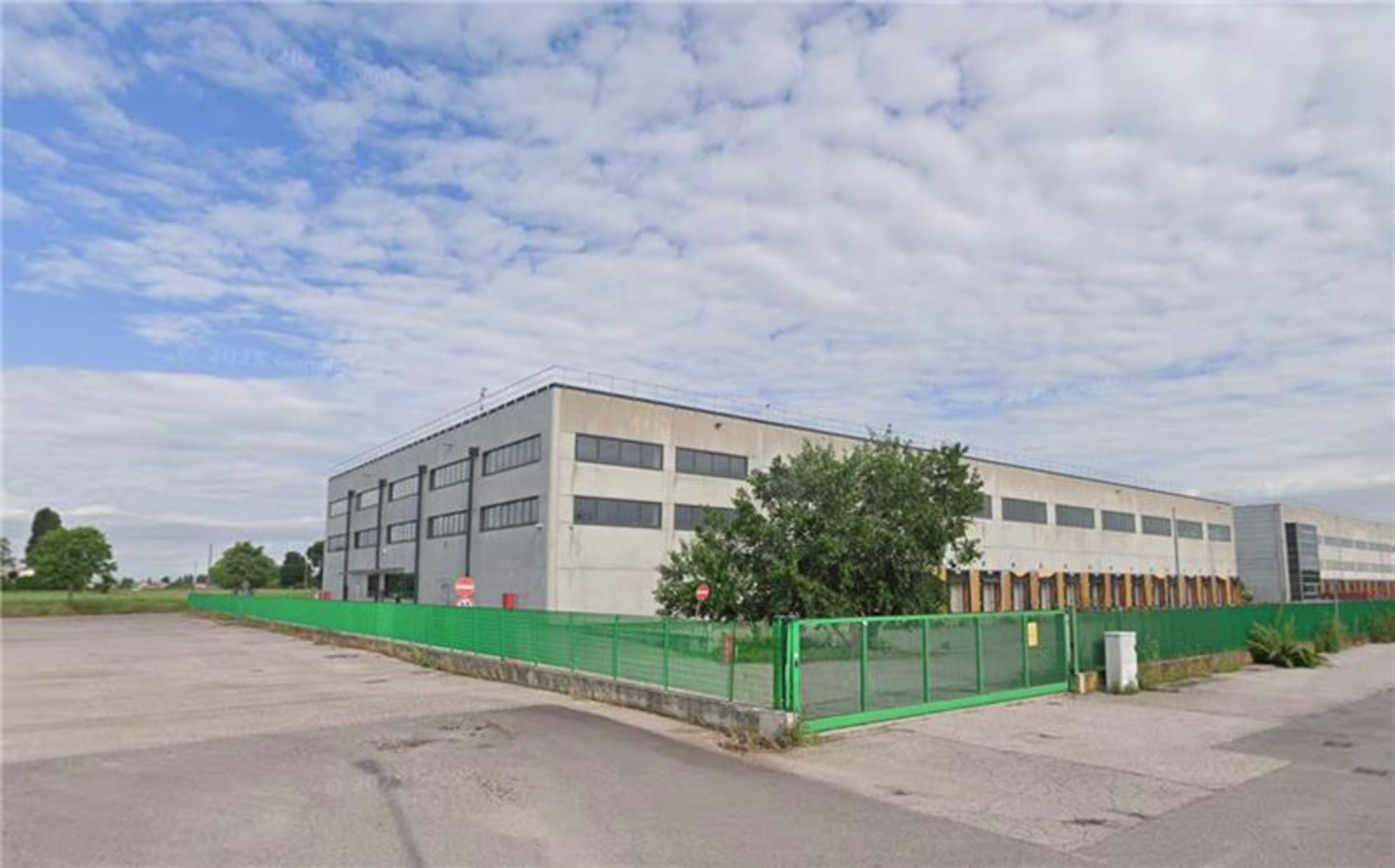 Immobile logistico in locazione a Monselice, Padova