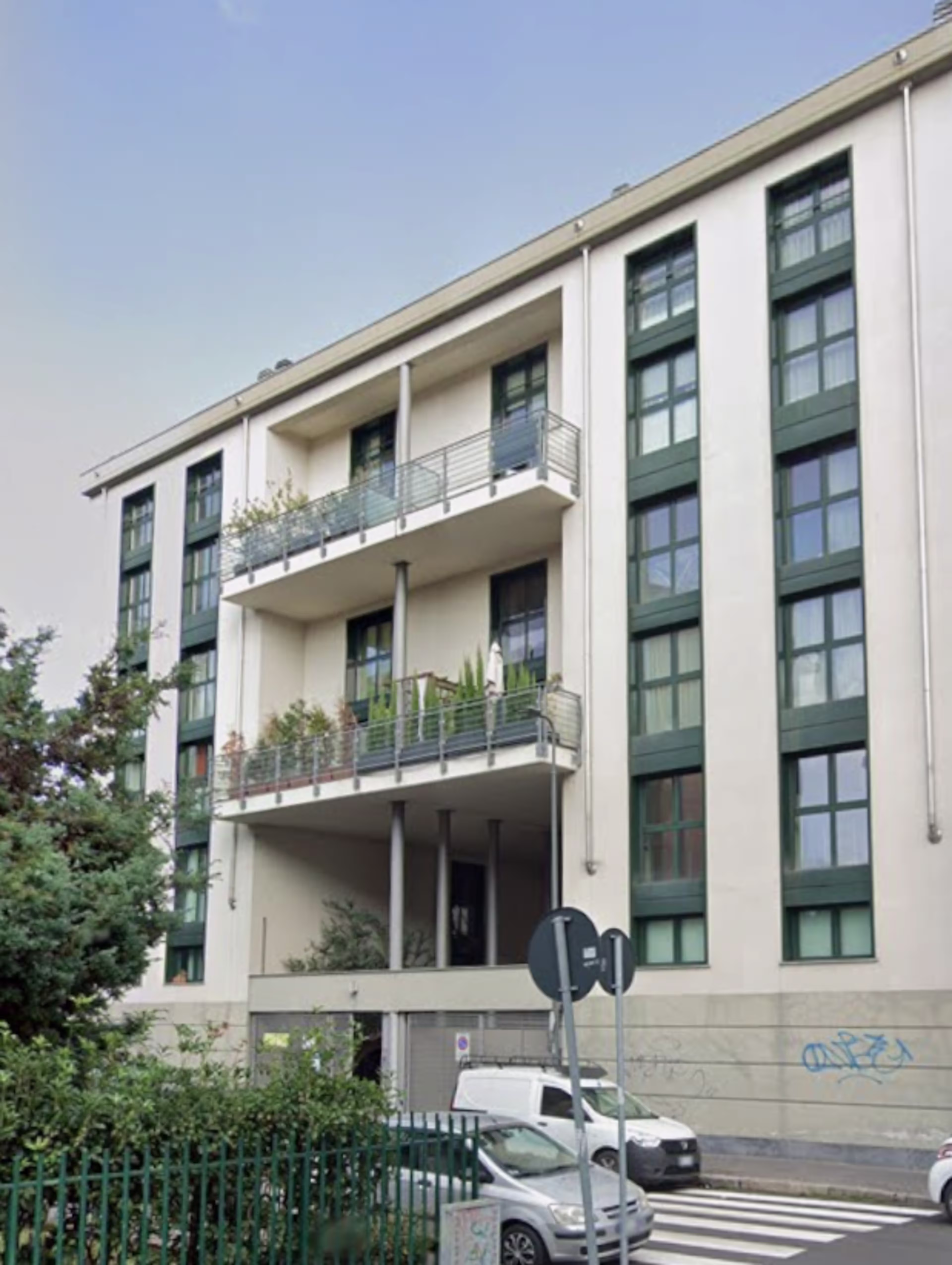 VIA ADELAIDE BONO CAIROLI 30