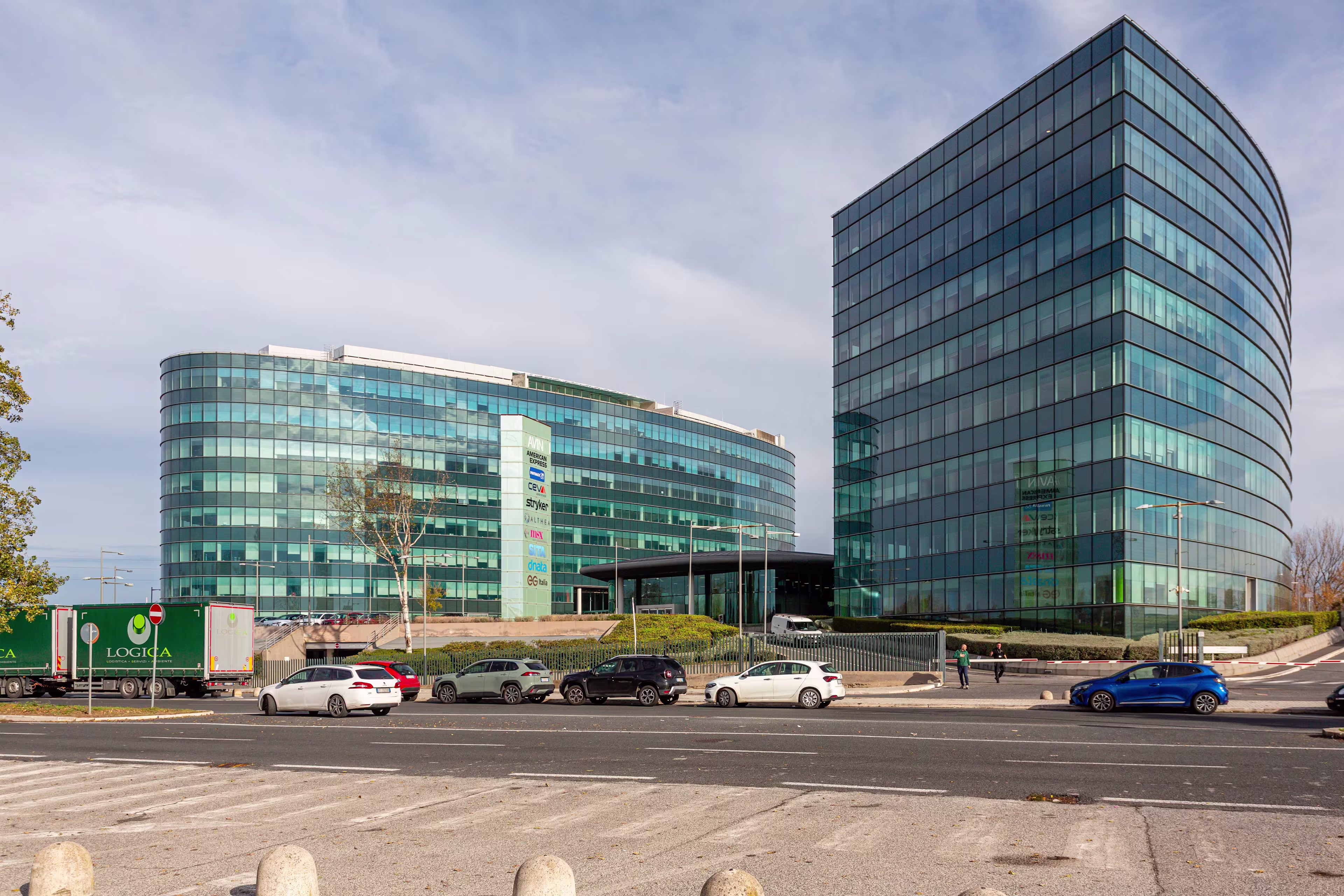 DA VINCI CENTER - Via A. G. Eiffel 13-15