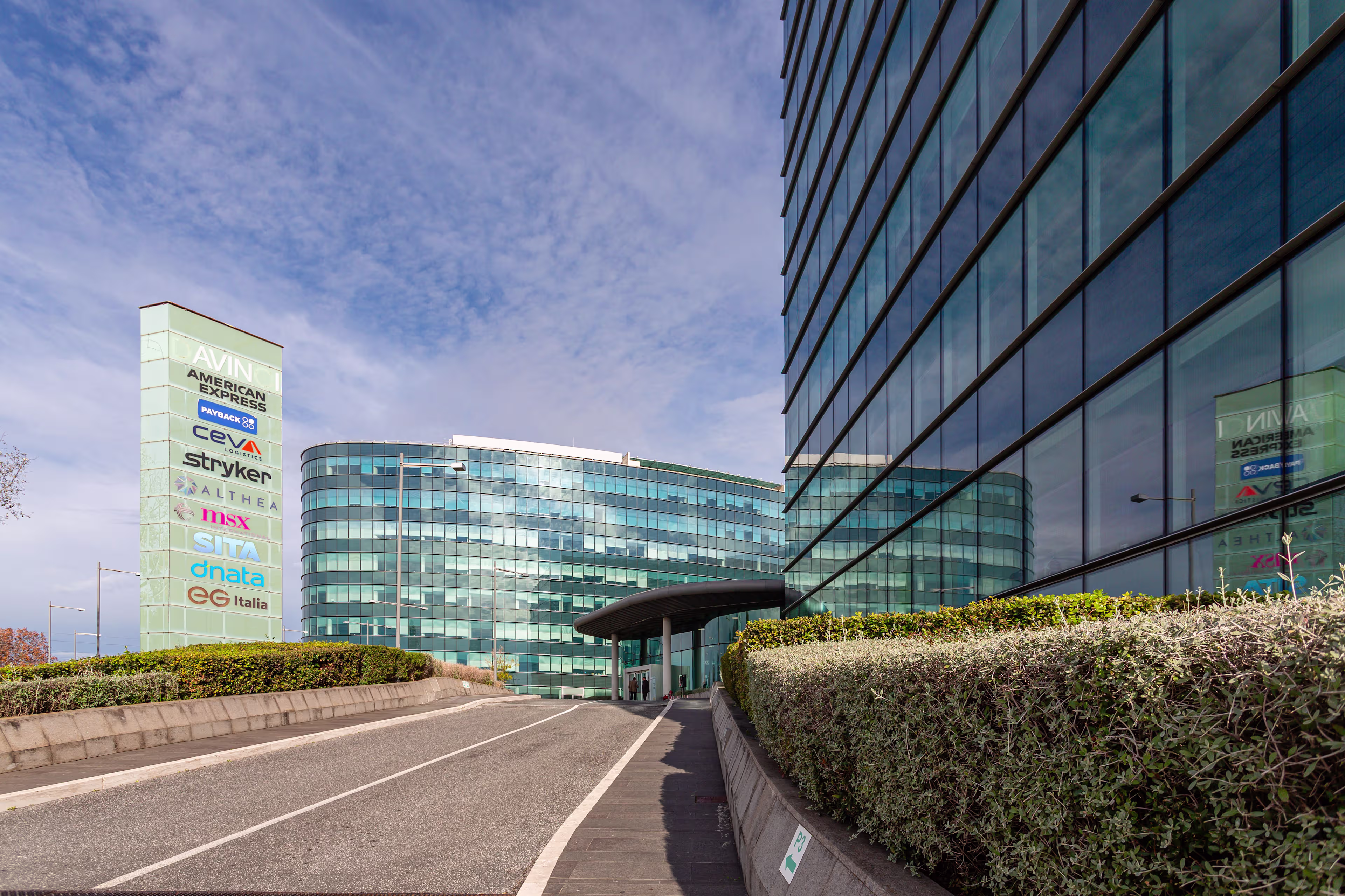 DA VINCI CENTER - Via A. G. Eiffel 13-15