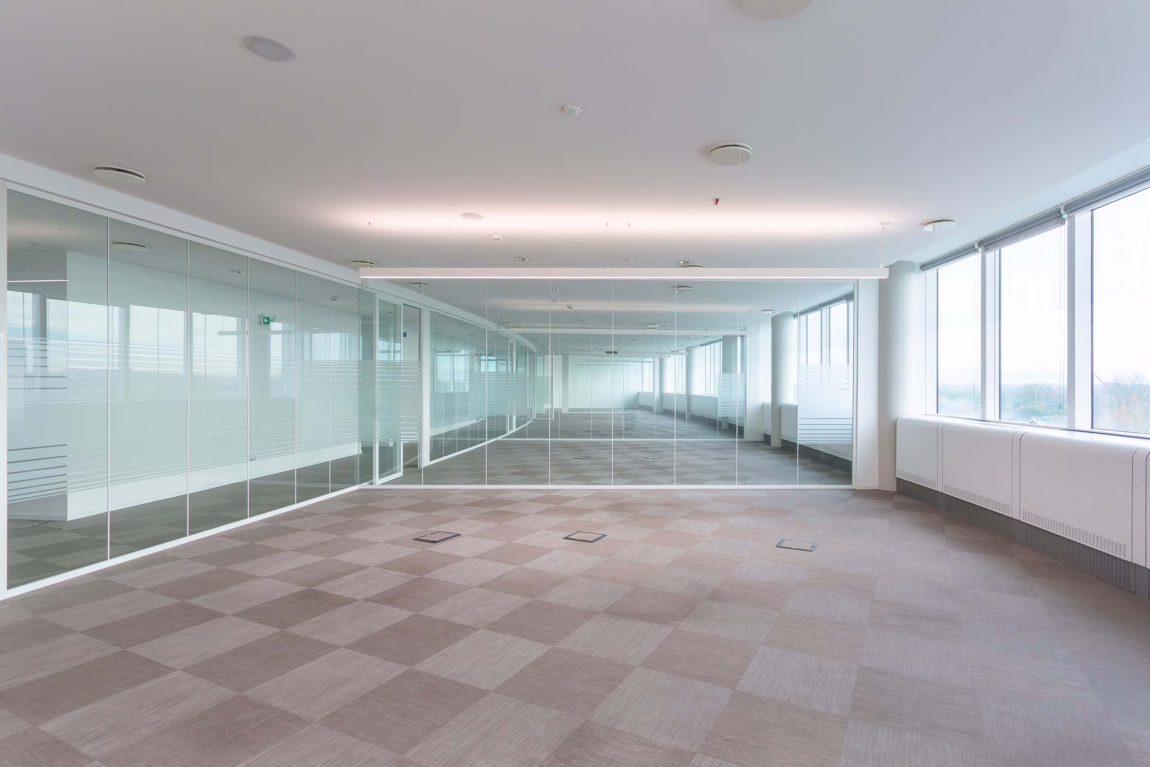 DA VINCI CENTER - Via A. G. Eiffel 13-15