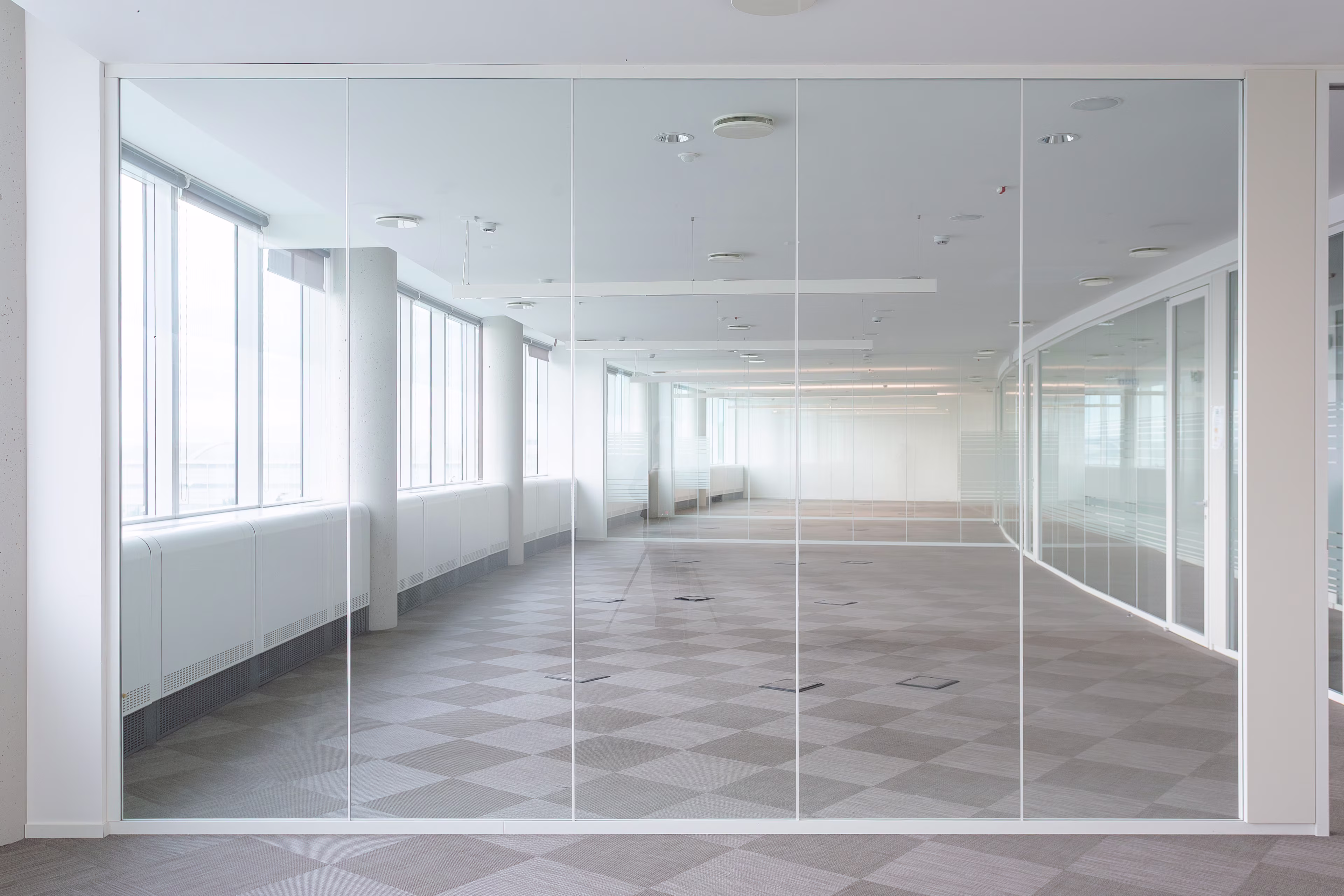 DA VINCI CENTER - Via A. G. Eiffel 13-15