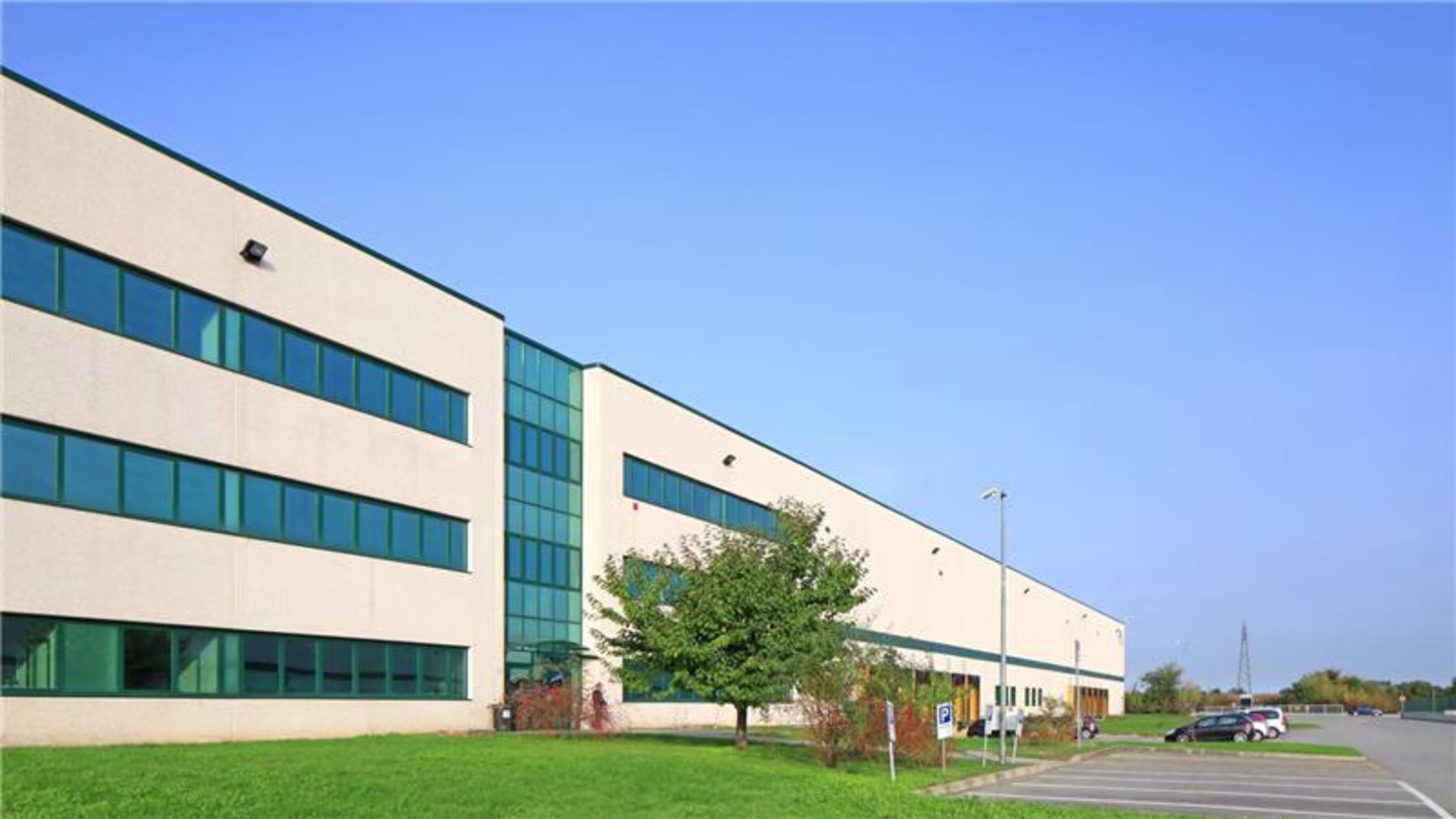 Immobile logistico esistente in locazione a Romentino, Novara