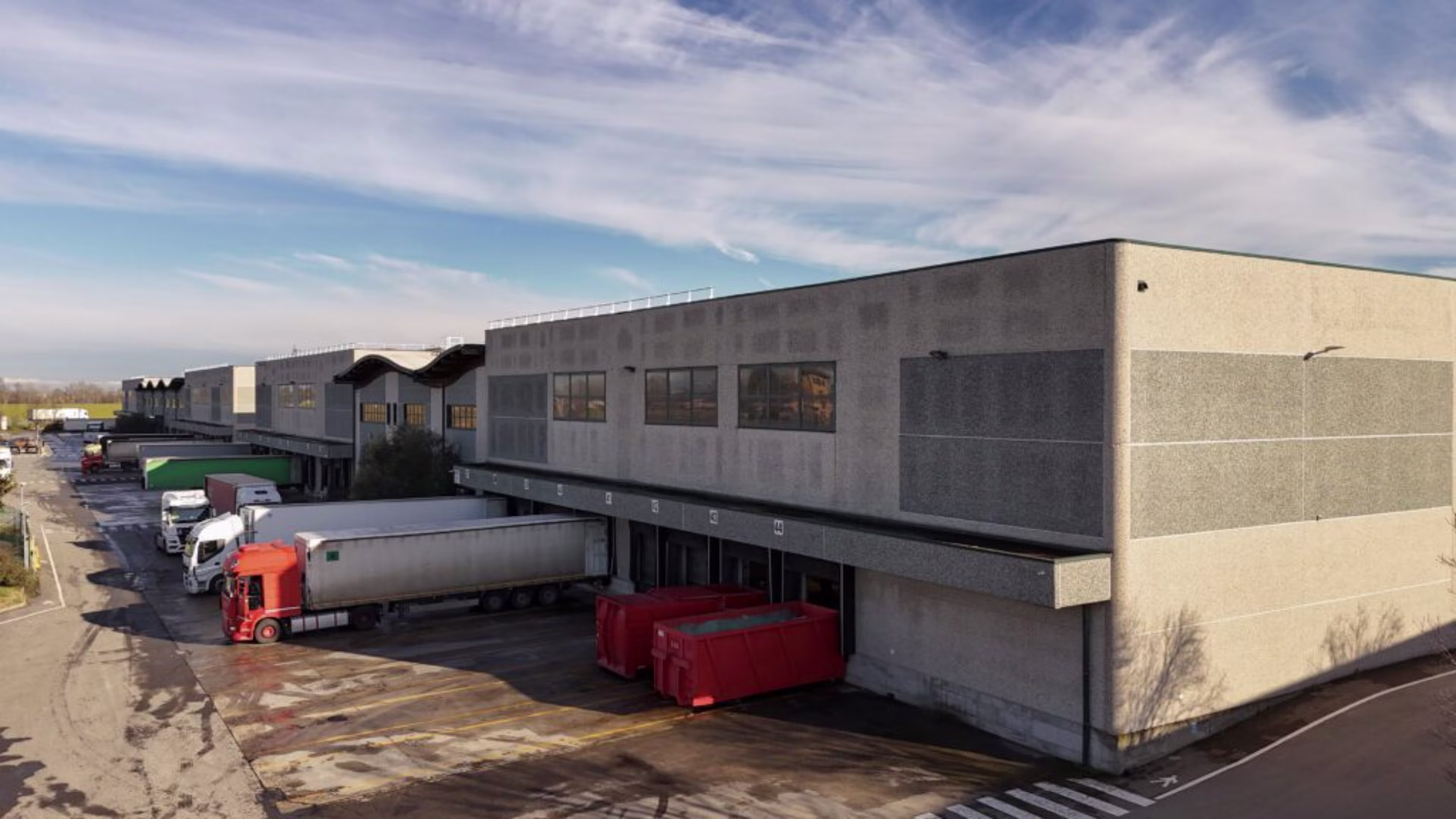 Complesso logistico in locazione a Massalengo, Lodi