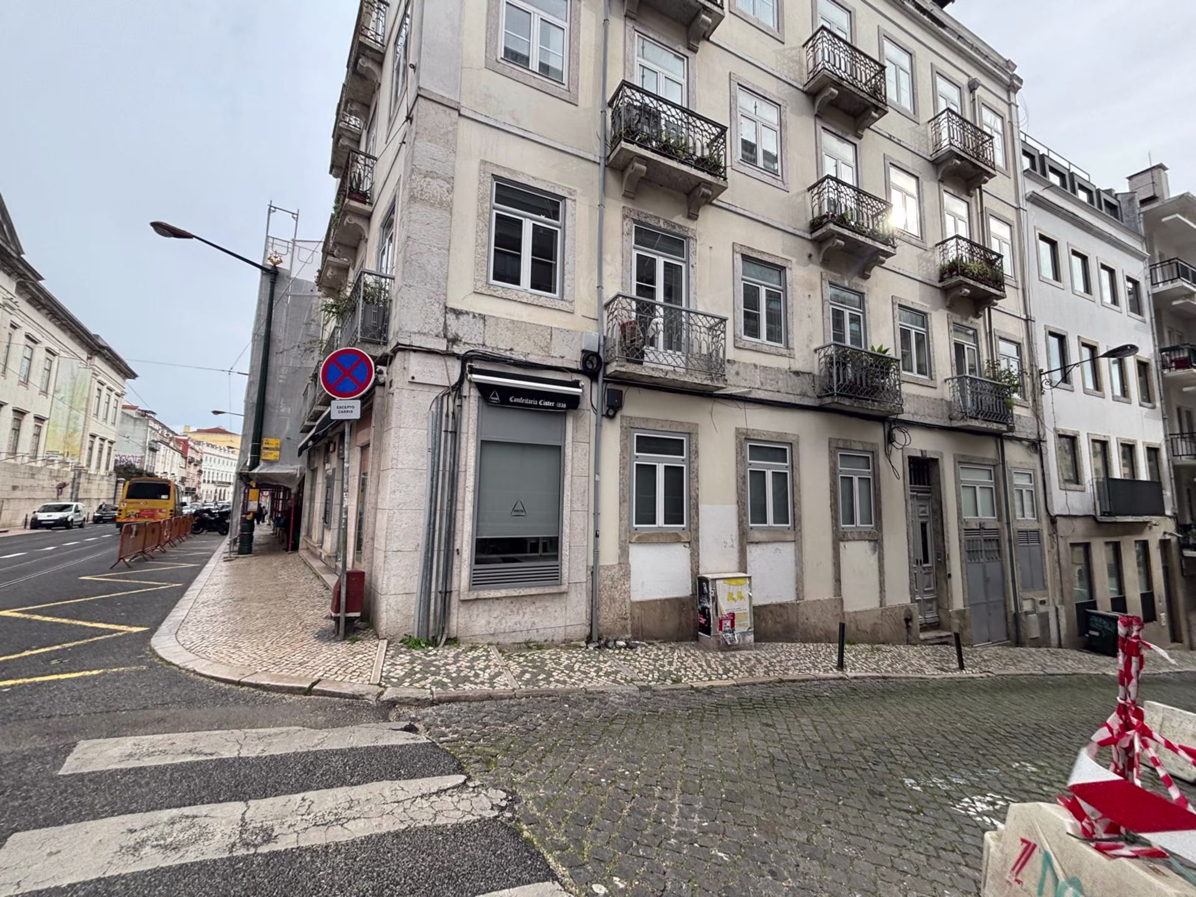 Escola Politécnica 107