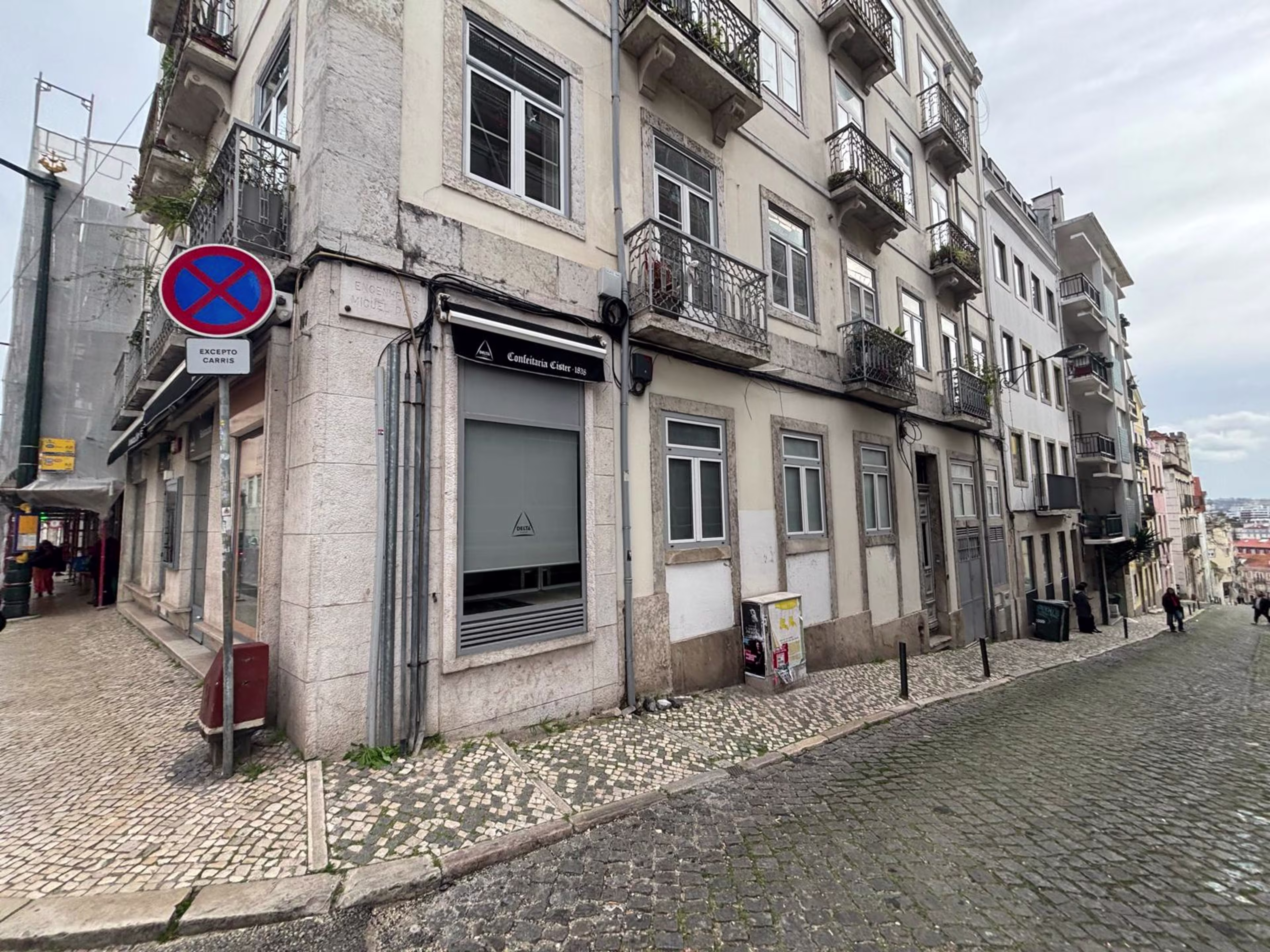 Escola Politécnica 107