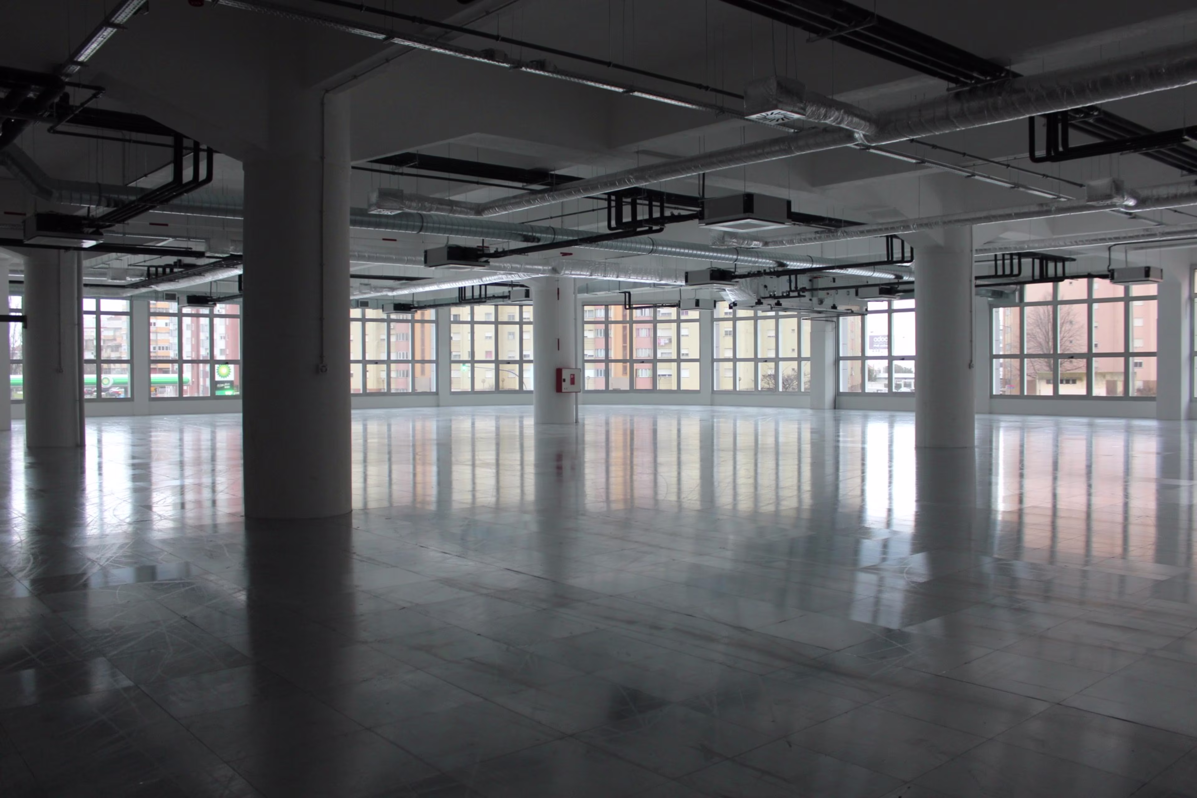 Praça José Queirós, 1