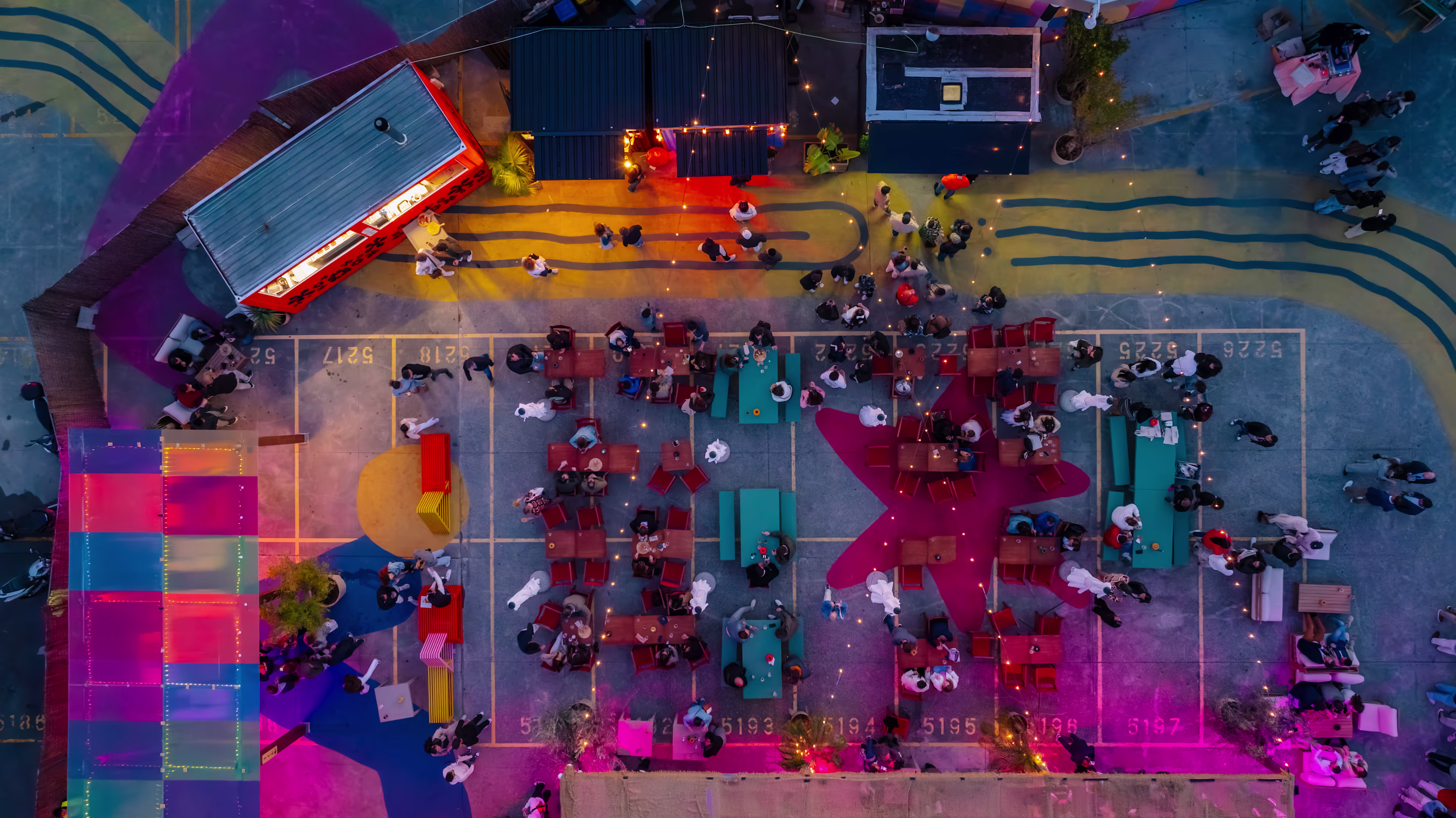 Praça José Queirós, 1