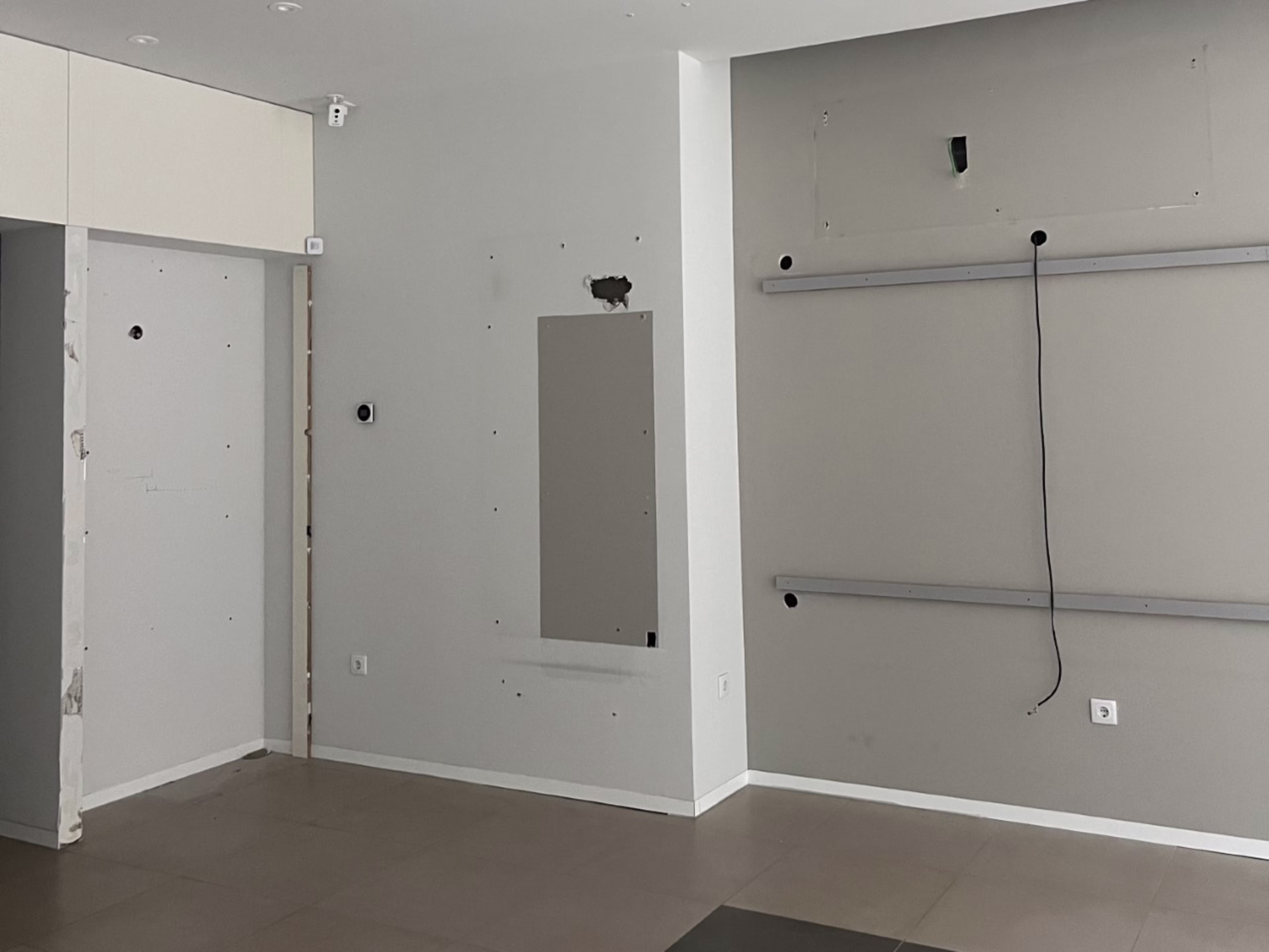 Edifício Bonjardim | Loja para arrendar Porto