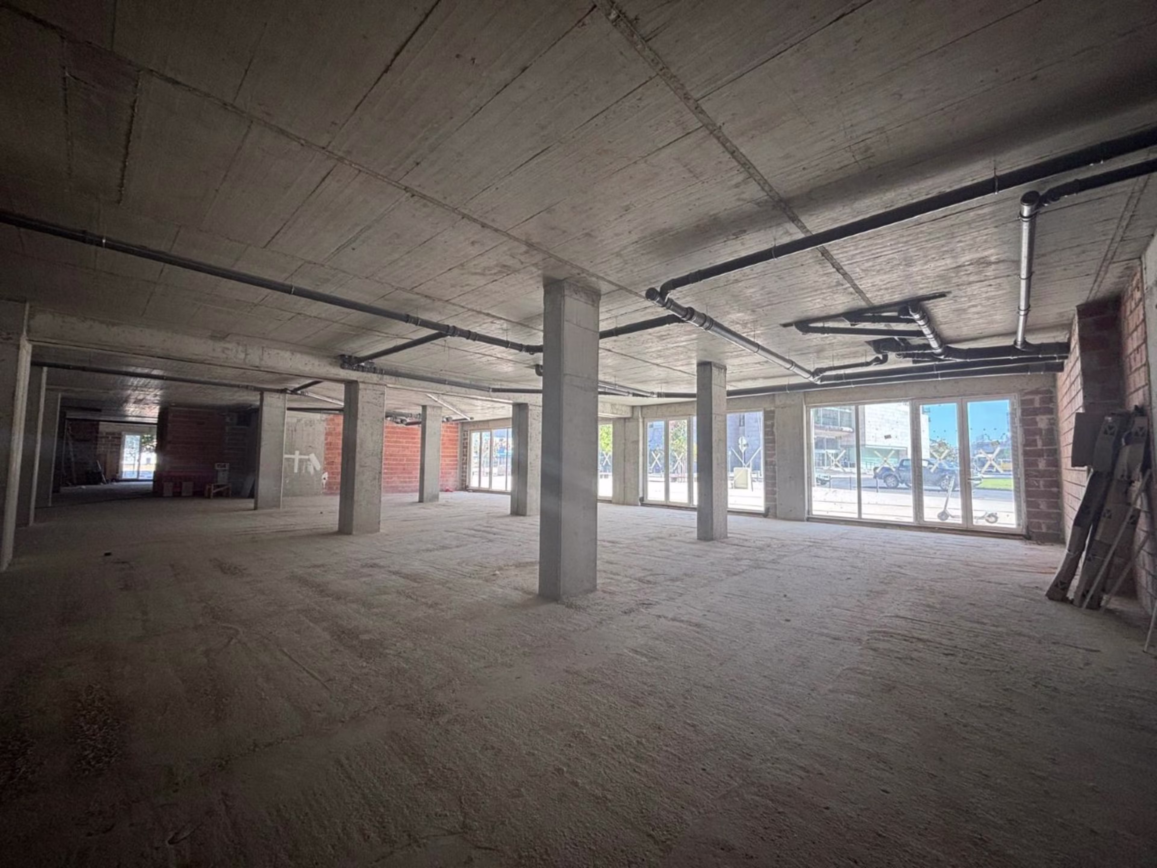 JABA | Retail unit Barreiro 415 sqm