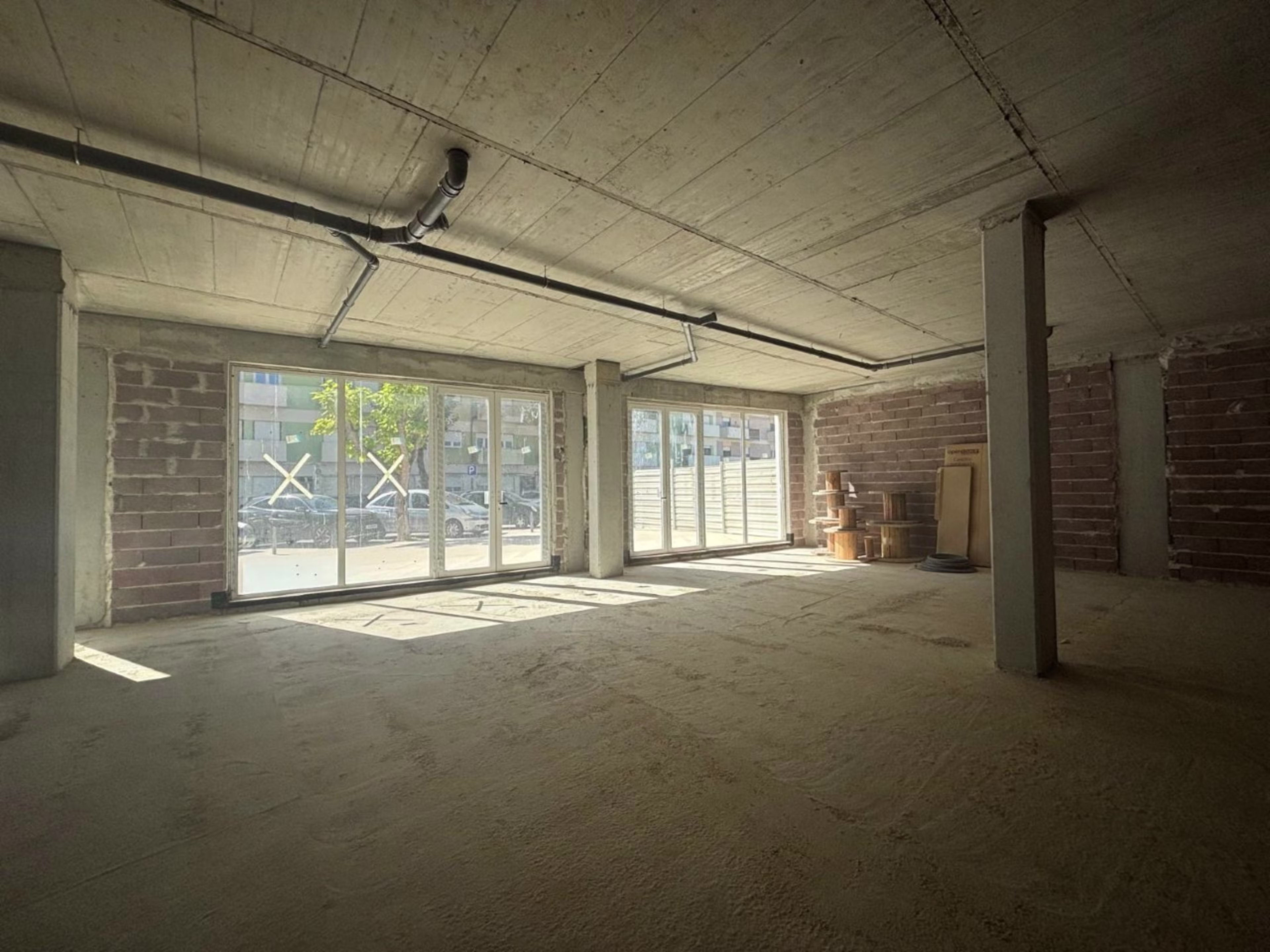 JABA | Retail unit Barreiro 415 sqm