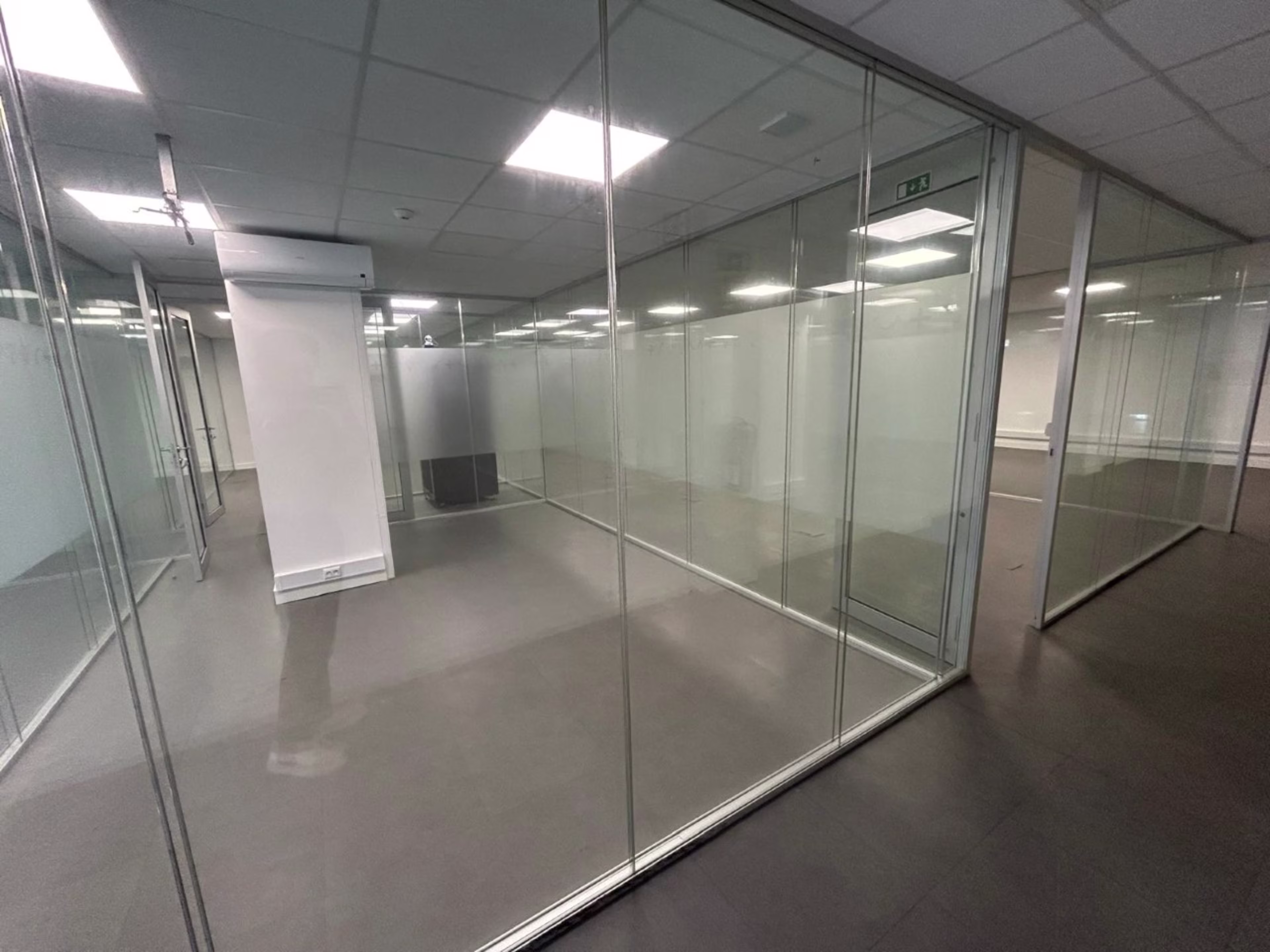 Estrada de Benfica 210 | Loja para Arrendar