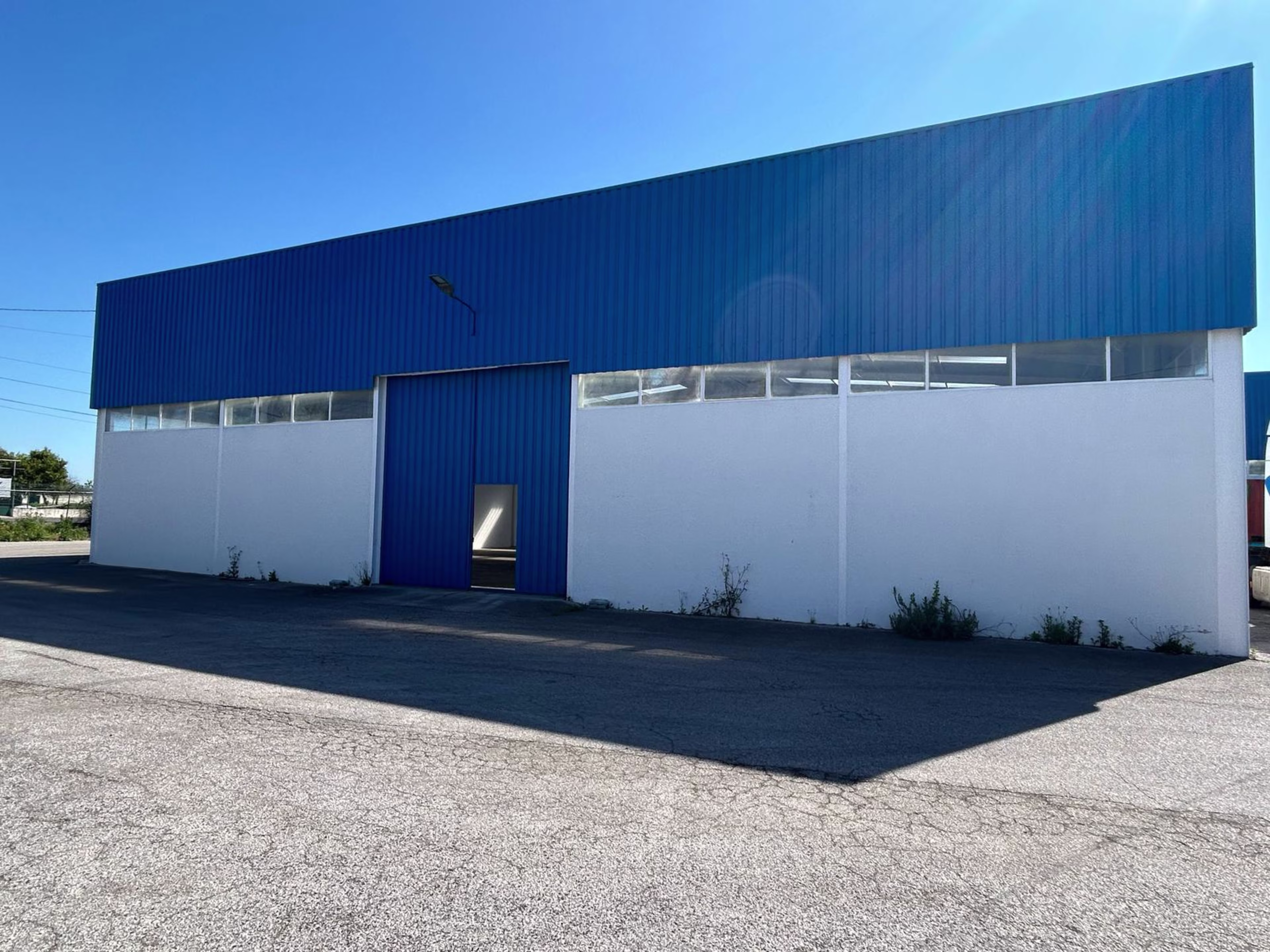 Armazém no Carregado
