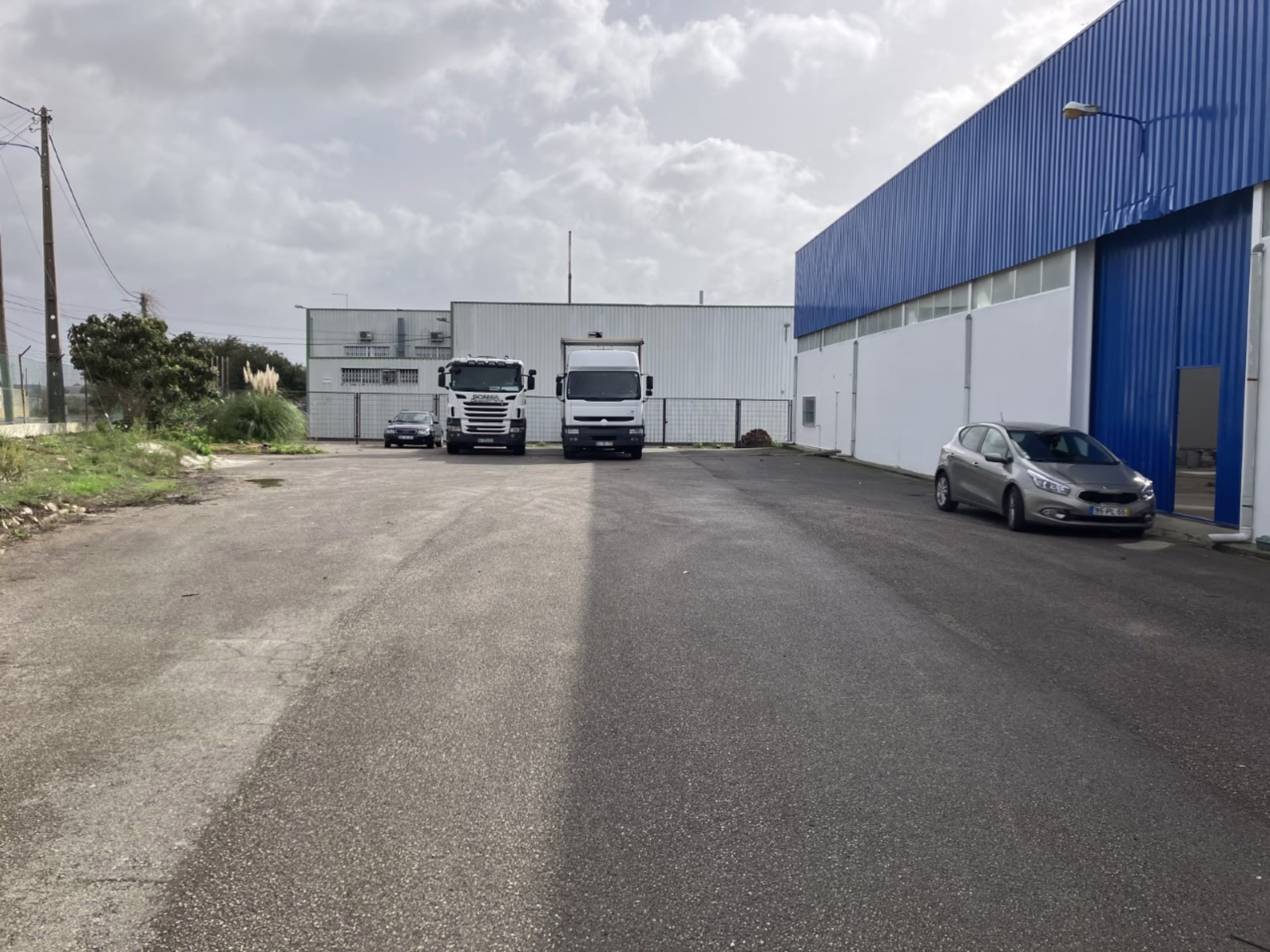 Armazém no Carregado