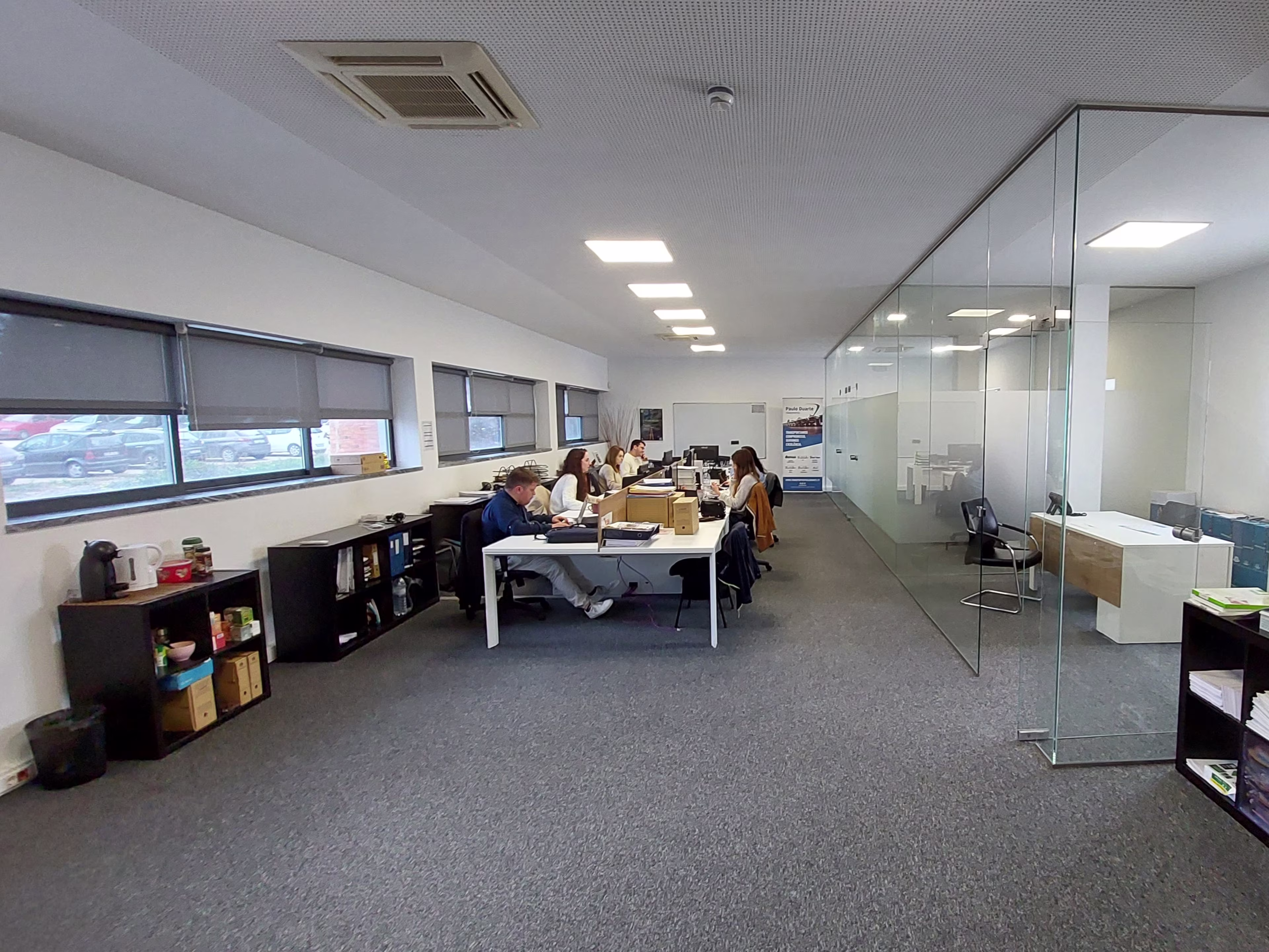 Armazém com escritórios em Torres Vedras