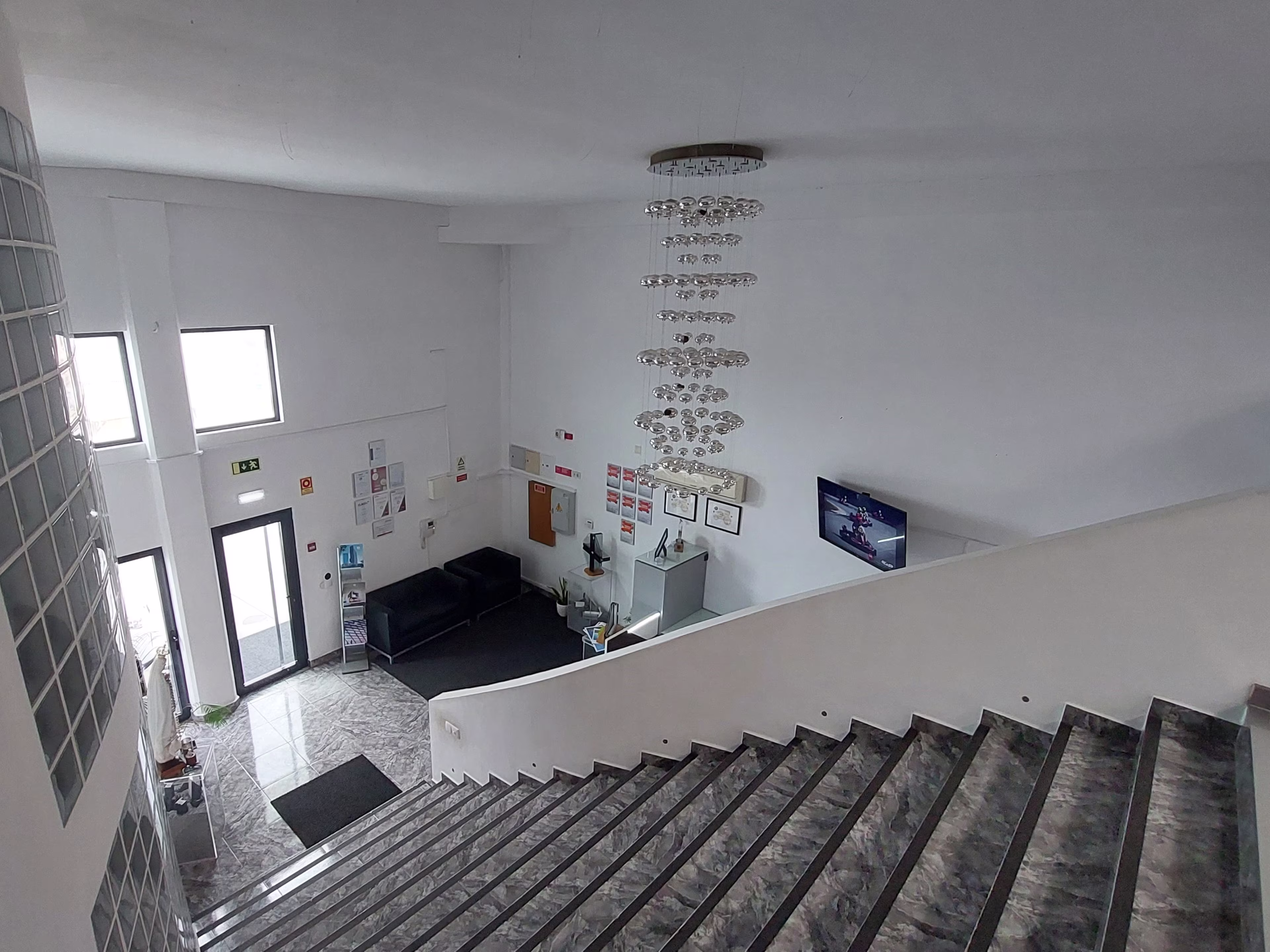 Armazém Industrial - Alhos Vedros