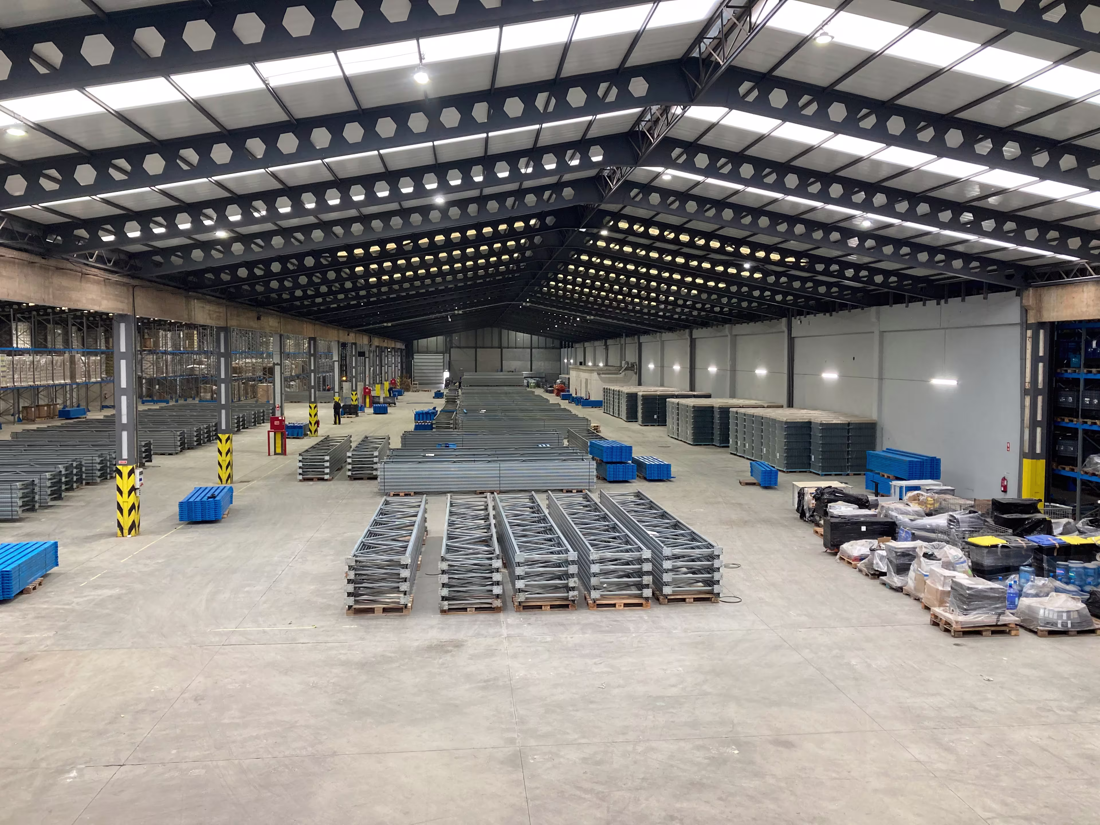 Armazém Zona Industrial Aveiro | Arrendamento