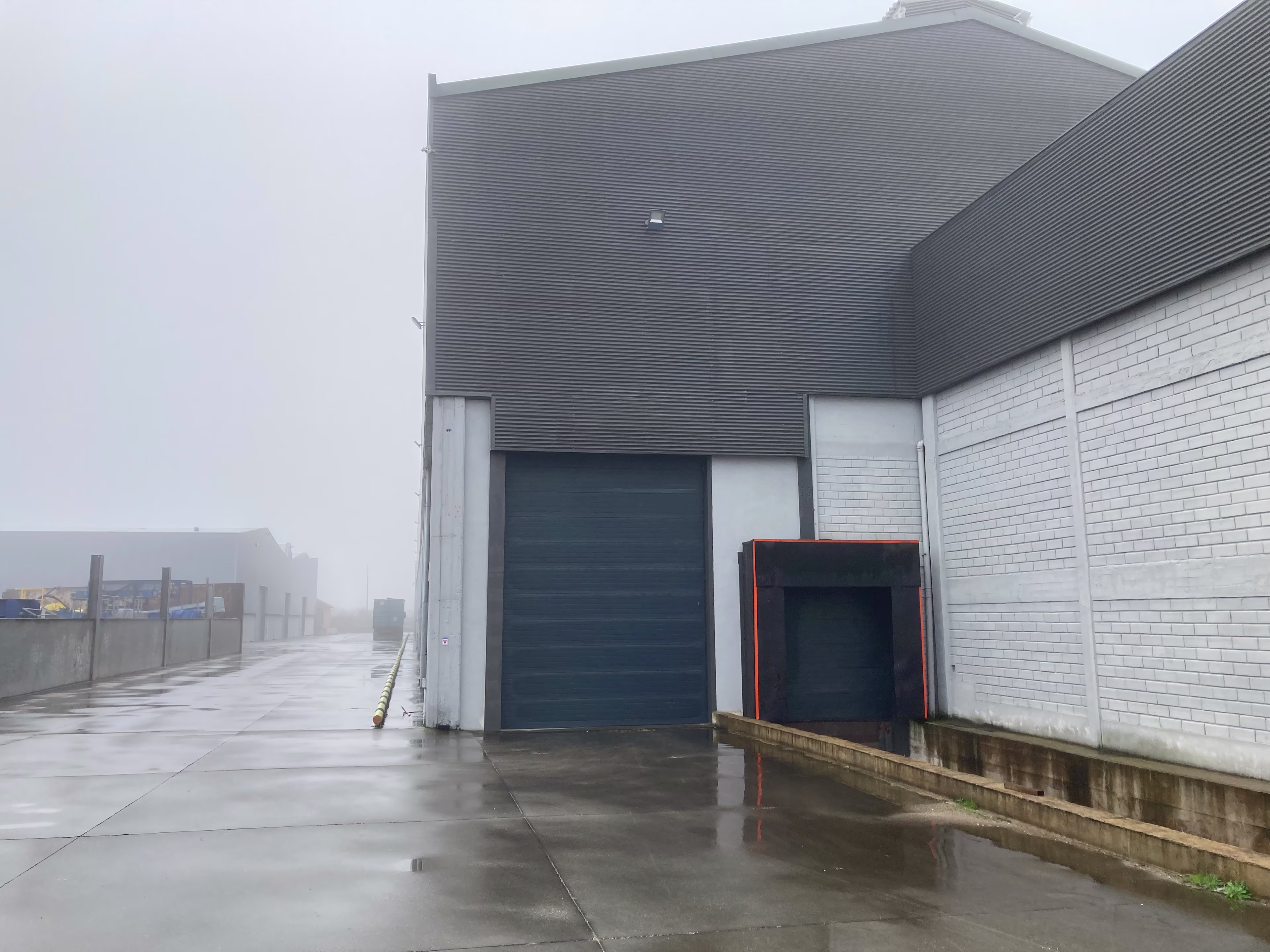 Armazém Zona Industrial Aveiro | Arrendamento