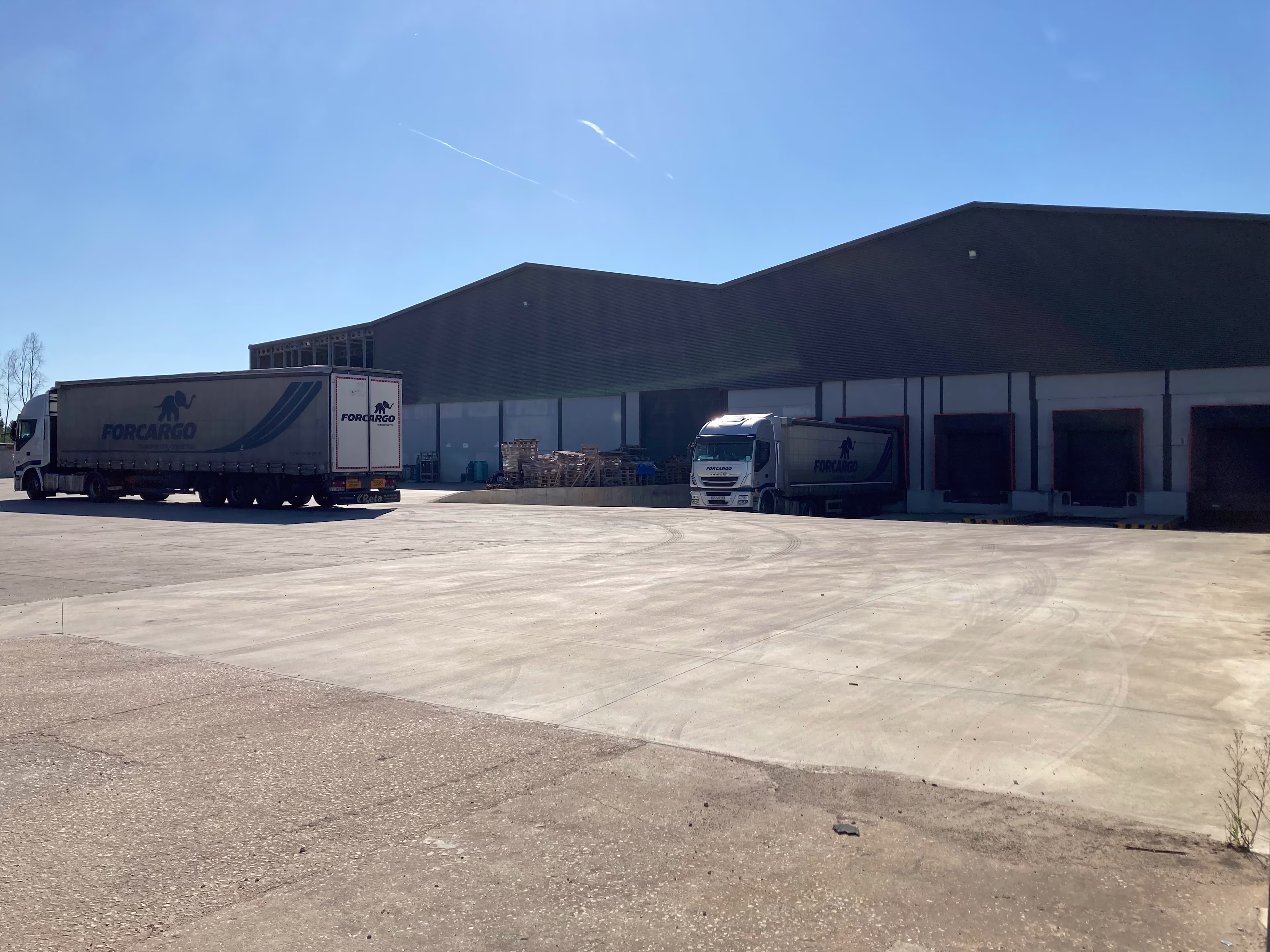 Armazém Zona Industrial Aveiro | Arrendamento