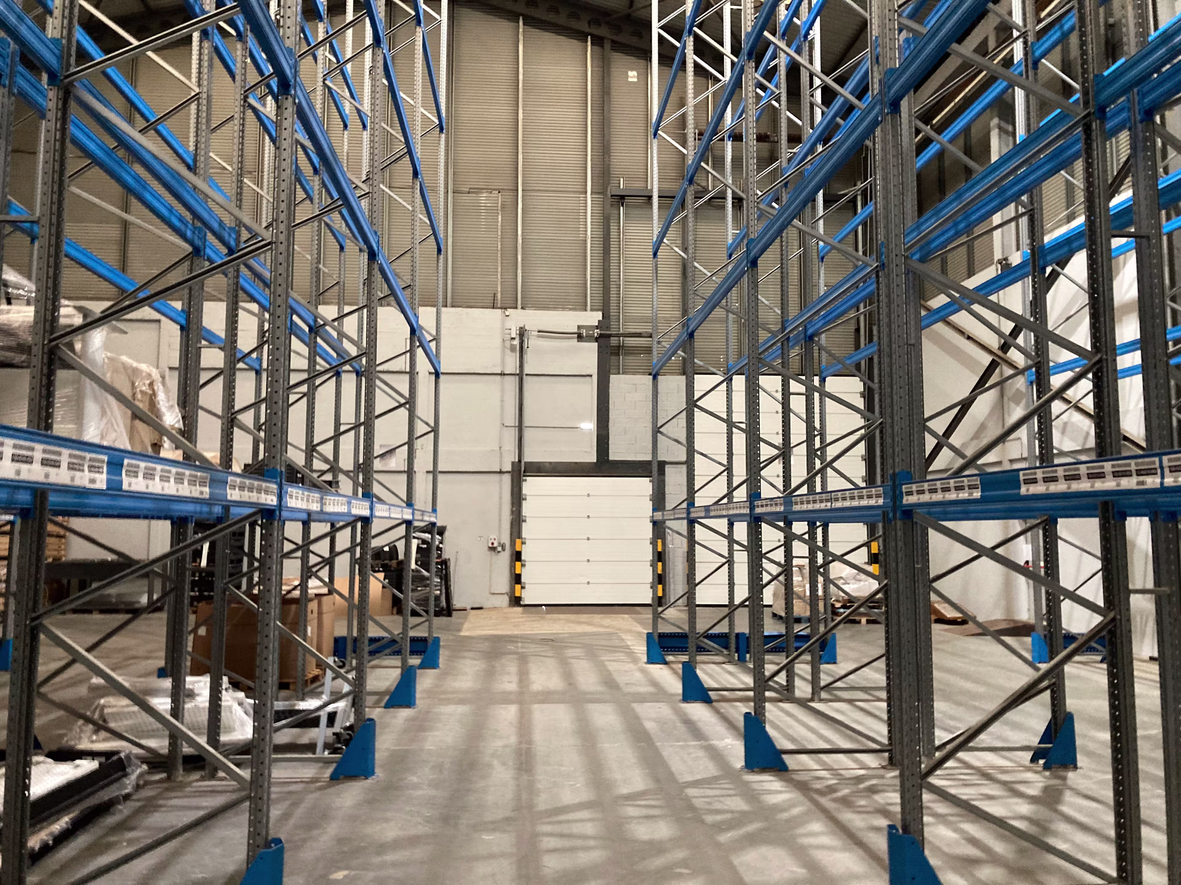 Armazém Zona Industrial Aveiro | Arrendamento