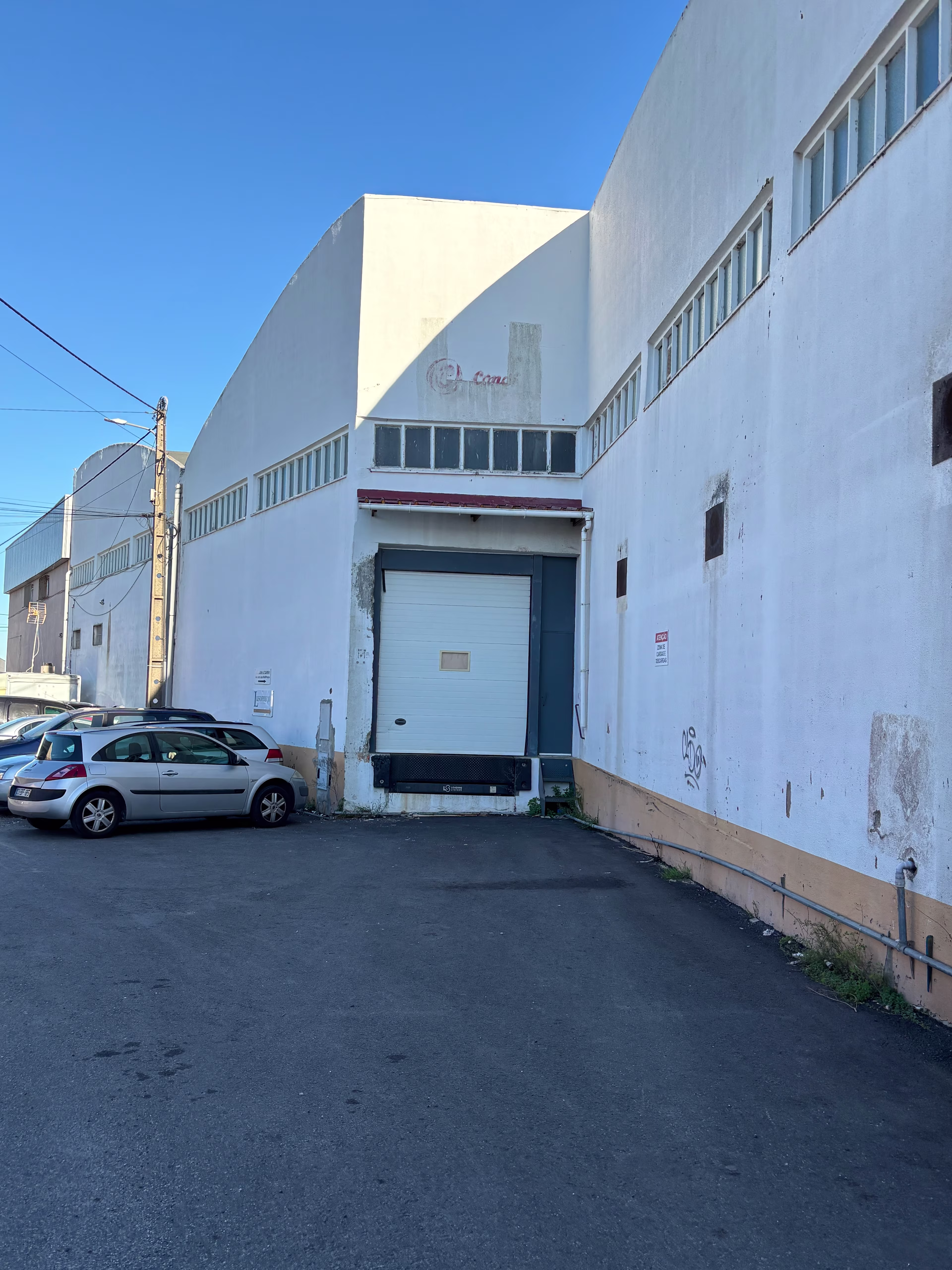 Armazém Camarate (Azinhaga de Fetais)