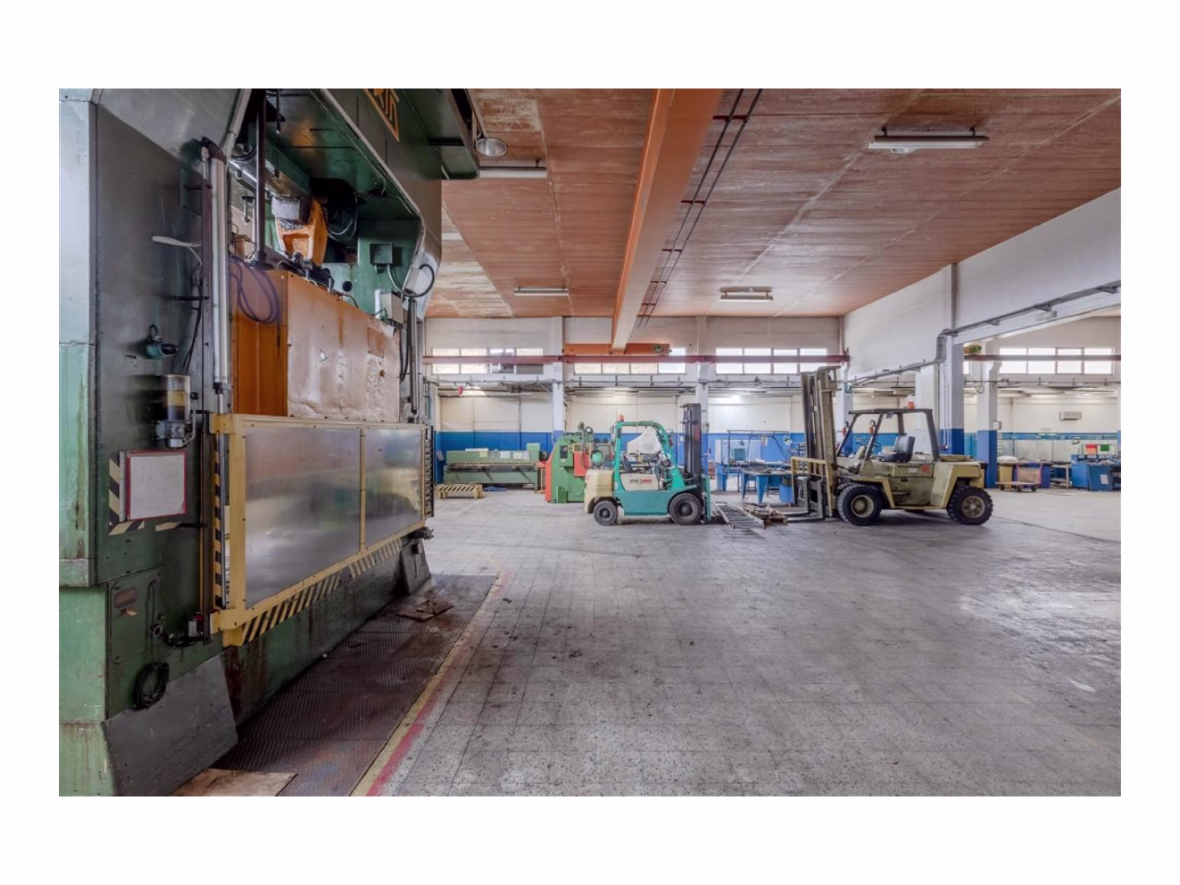 Armazéns Massamá, Sintra