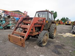 Case 1394 Tractor