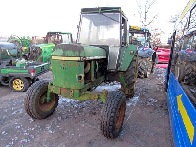 John Deere 3130