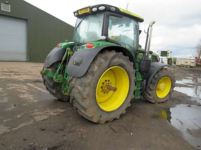 John Deere 6115R