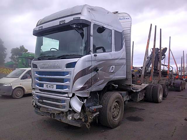 Scania R450 log carrier and