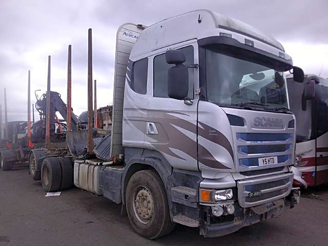 Scania R450 log carrier and