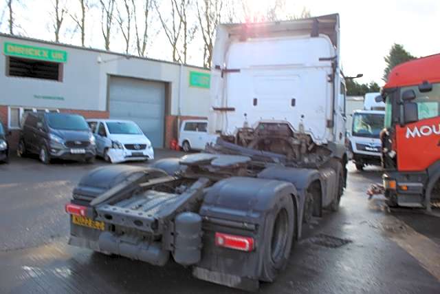 Mercedes Actros 2546