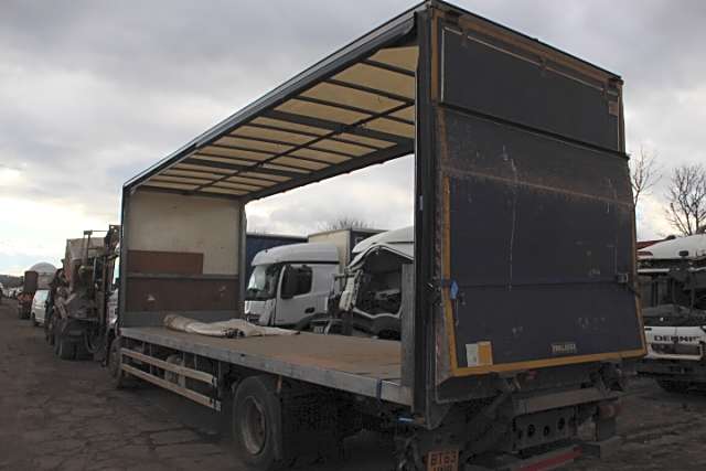 Mercedes Actros 1824