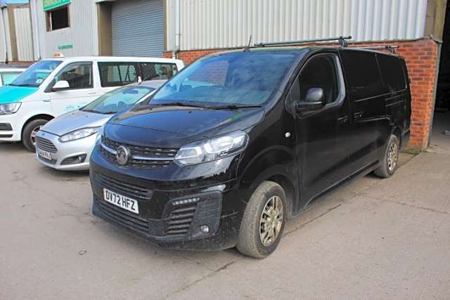 Vauxhall Vivaro F2900