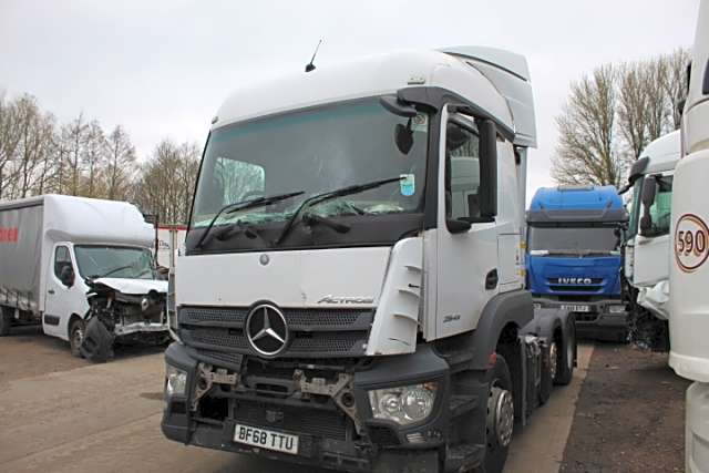 Mercedes 2543