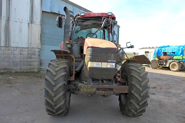 Case MX 135