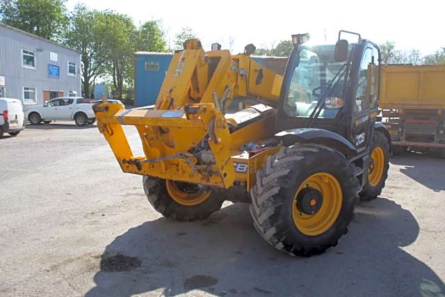 JCB 532-70