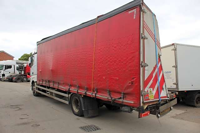 Mercedes Actros 1842