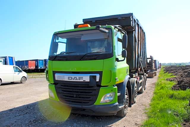 DAF CF 8x4 Hook loader