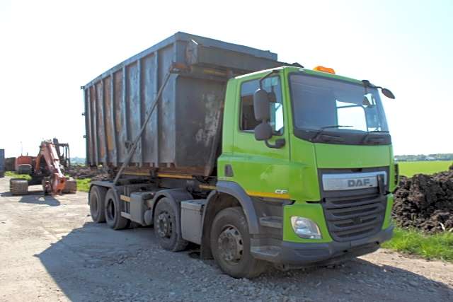 DAF CF 8x4 Hook loader