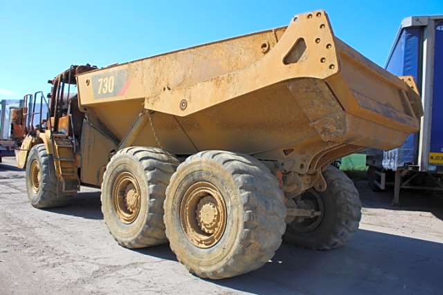 CAT 730