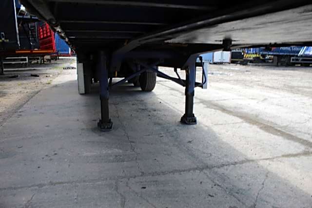 Montracon Curtain sider Traile