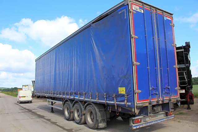 Montracon Curtain sider Traile
